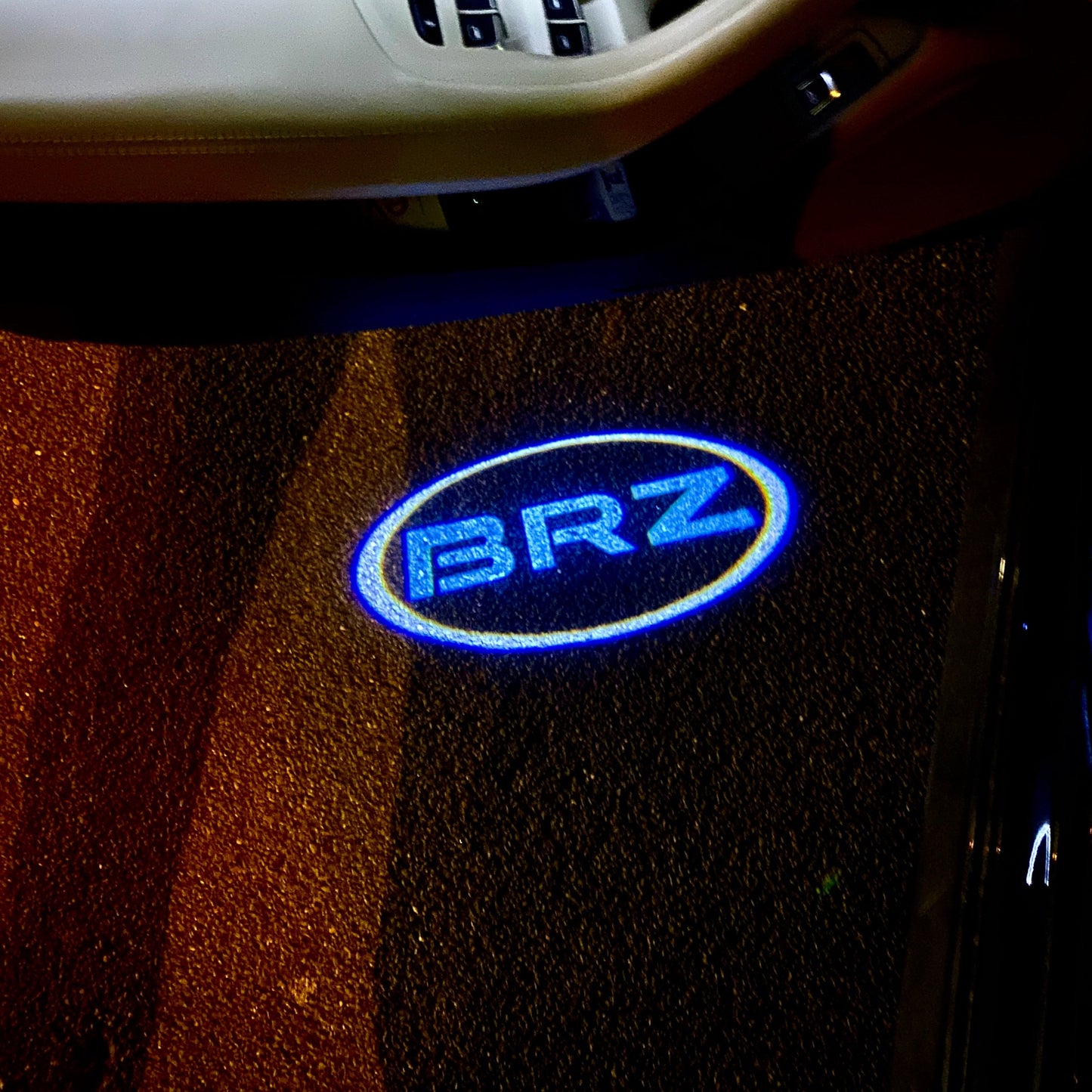 BRZ LOGO PROJECROTR LIGHTS Nr.03 (quantity 1 = 1 sets/2 door lights)