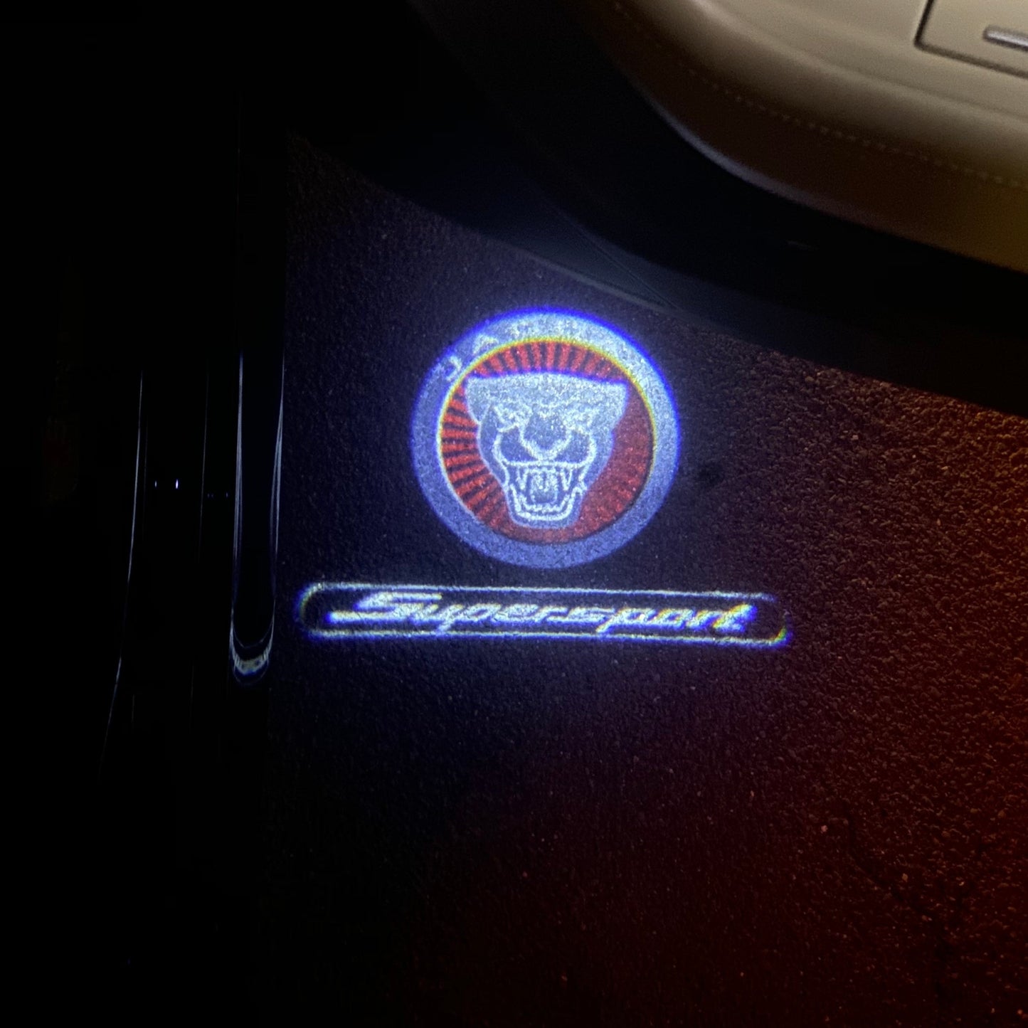 JAGUAR Super sport LOGO PROJECROTR LIGHTS Nr.102 (quantity 1 = 1 sets/2 door lights)