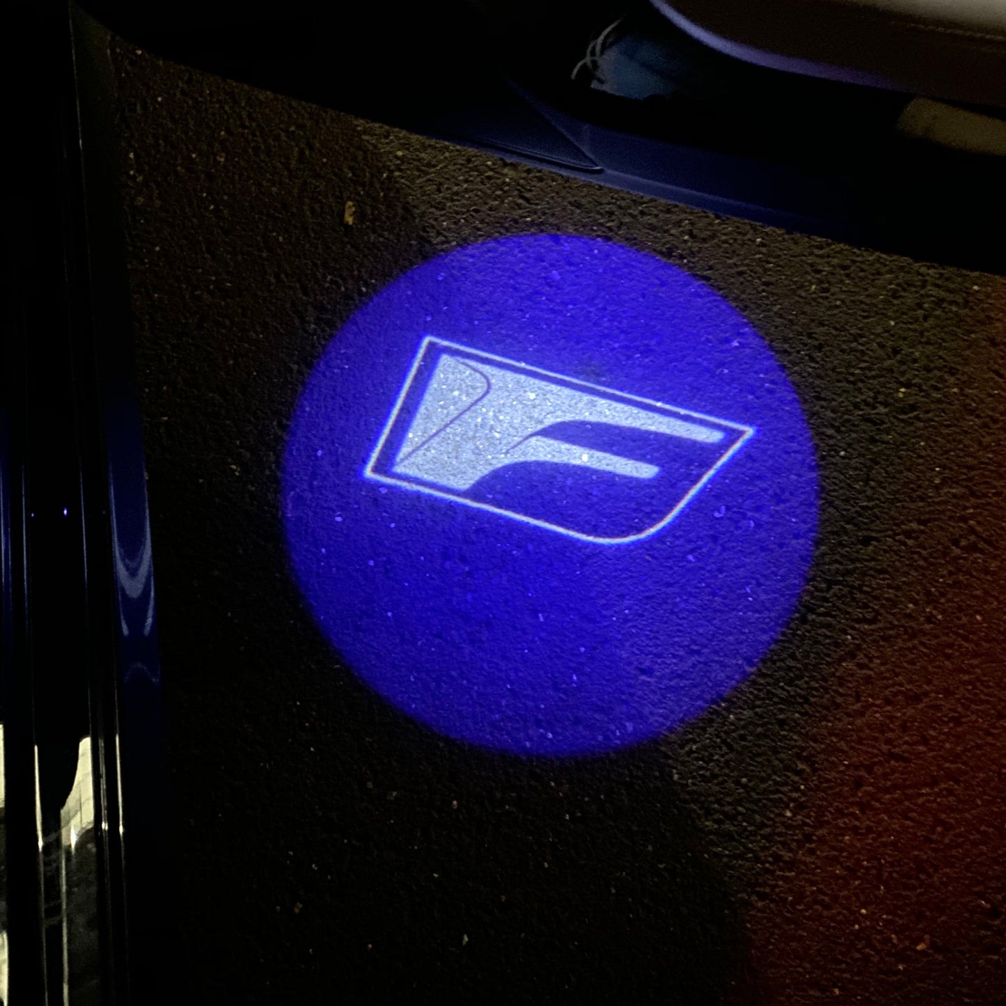 LEXUS RCF LOGO PROJECROTR LIGHTS Nr.03(quantity 1 = 1 sets/2 door lights)