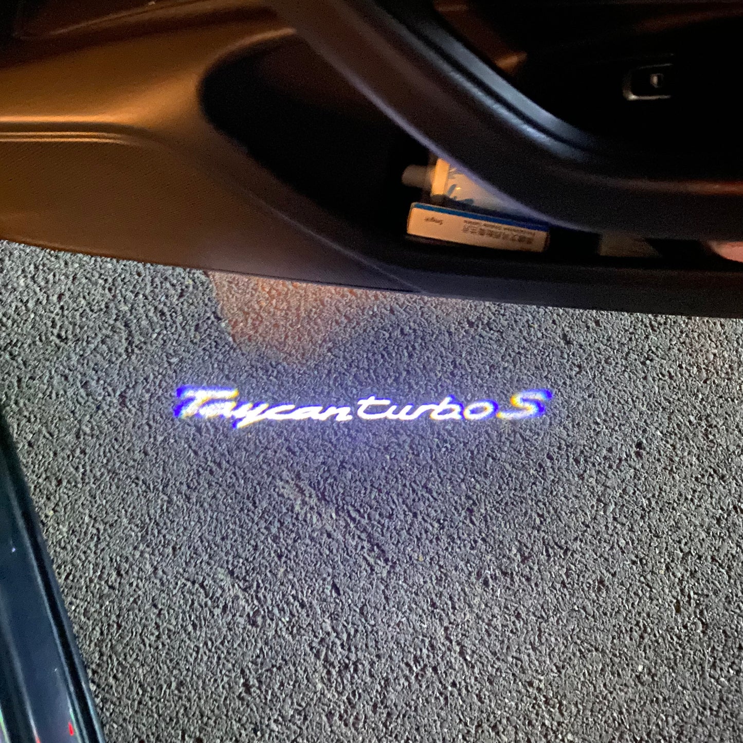 PORSCHE TAYCAN LOGO PROJECTOT LIGHTS Nr.87 (quantity 1 = 2 Logo Film / 2 door lights)