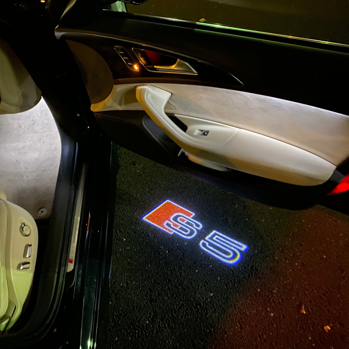 AUDI S5 LOGO PROJECTOT LIGHTS Nr.19 (quantity 1 = 2 Logo Films /2 door lights)