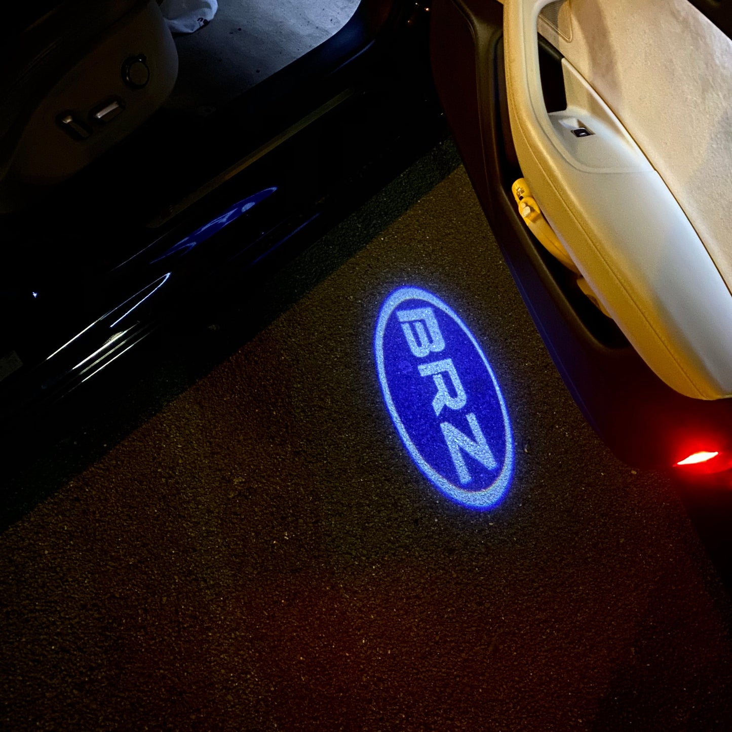 BRZ LOGO PROJECROTR LIGHTS Nr.03 (quantity 1 = 1 sets/2 door lights)