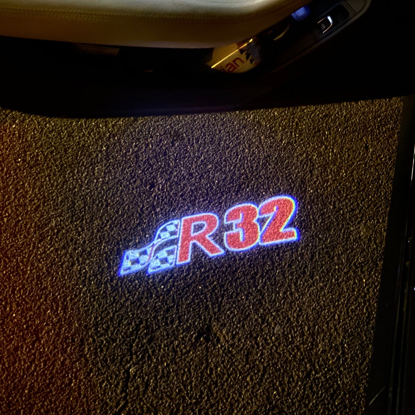 Volkswagen Door lights R32 Logo Nr. 165 ( quantity 1 = 2 logo film / 2 door lights)
