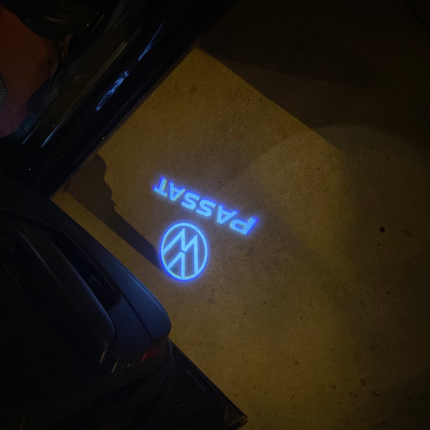 Volkswagen Door lights Passat Logo Nr. 2JK9 (quantity 1 = 2 Logo Films /2 door lights)
