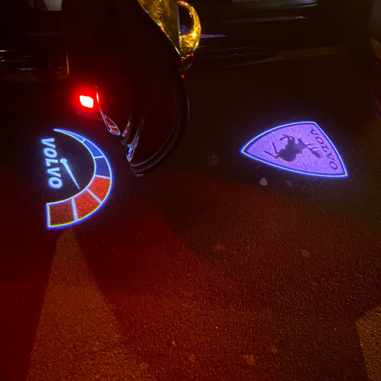 Volvo Milu deer LOGO PROJECROTR LIGHTS Nr.77 (quantity 1 = 2 Logo Film / 2 door lights)
