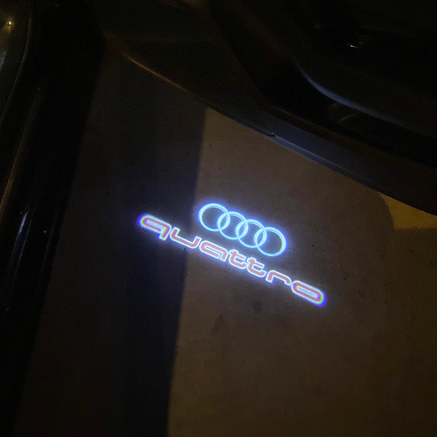 AUDI QUATTRO LOGO PROJECTOT LIGHTS Nr.3727