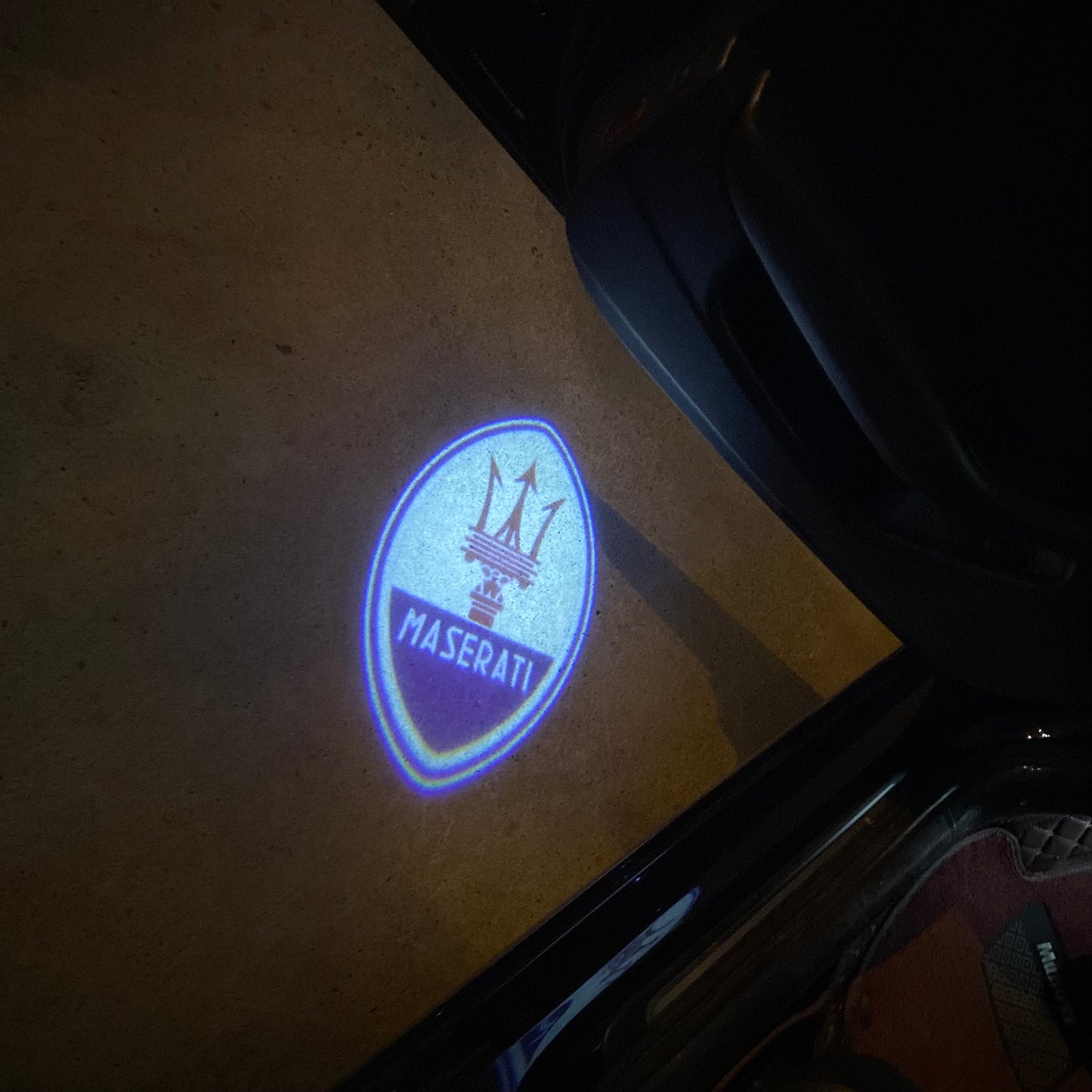 Maserati Original LOGO PROJECROTR LIGHTS Nr.12 (quantity 1 = 1 sets/2 door lights)