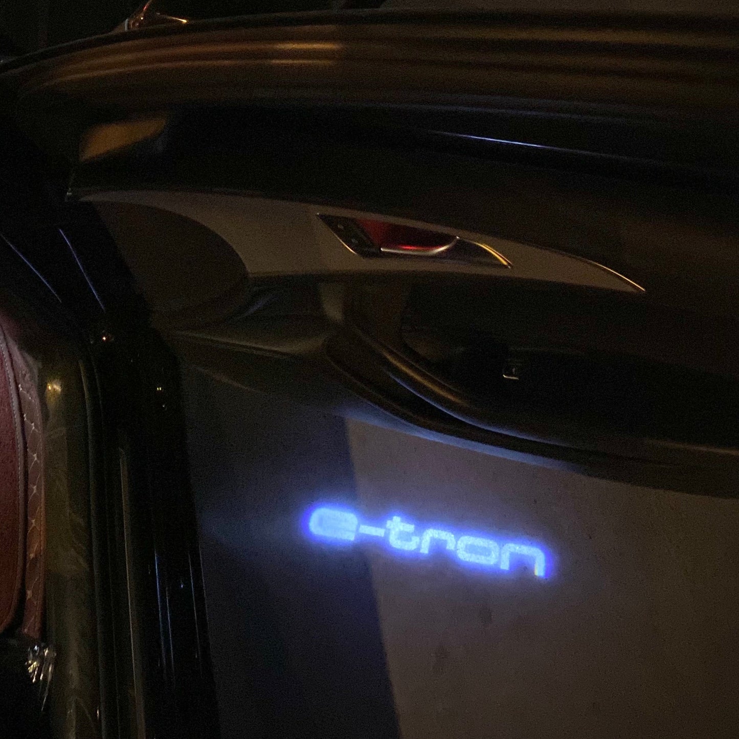AUDI E-TRON LOGO PROJECTOT LIGHTS Nr.3716