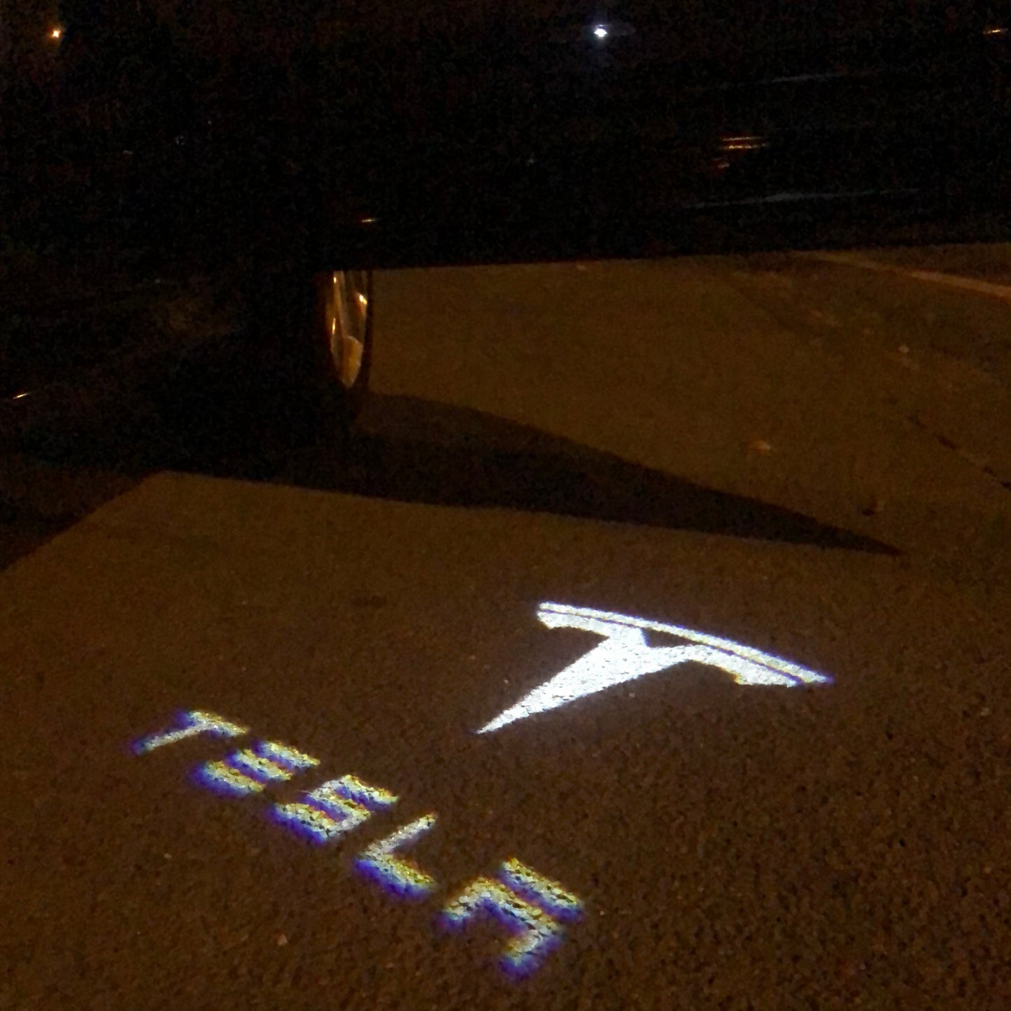 TESLA LOGO PROJECROTR LIGHTS Nr.1501 (quantity 1 = 2 Logo Film / 2 door lights)