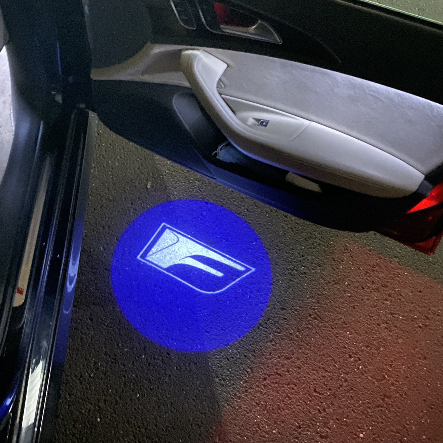 LEXUS RCF LOGO PROJECROTR LIGHTS Nr.03(quantity 1 = 1 sets/2 door lights)