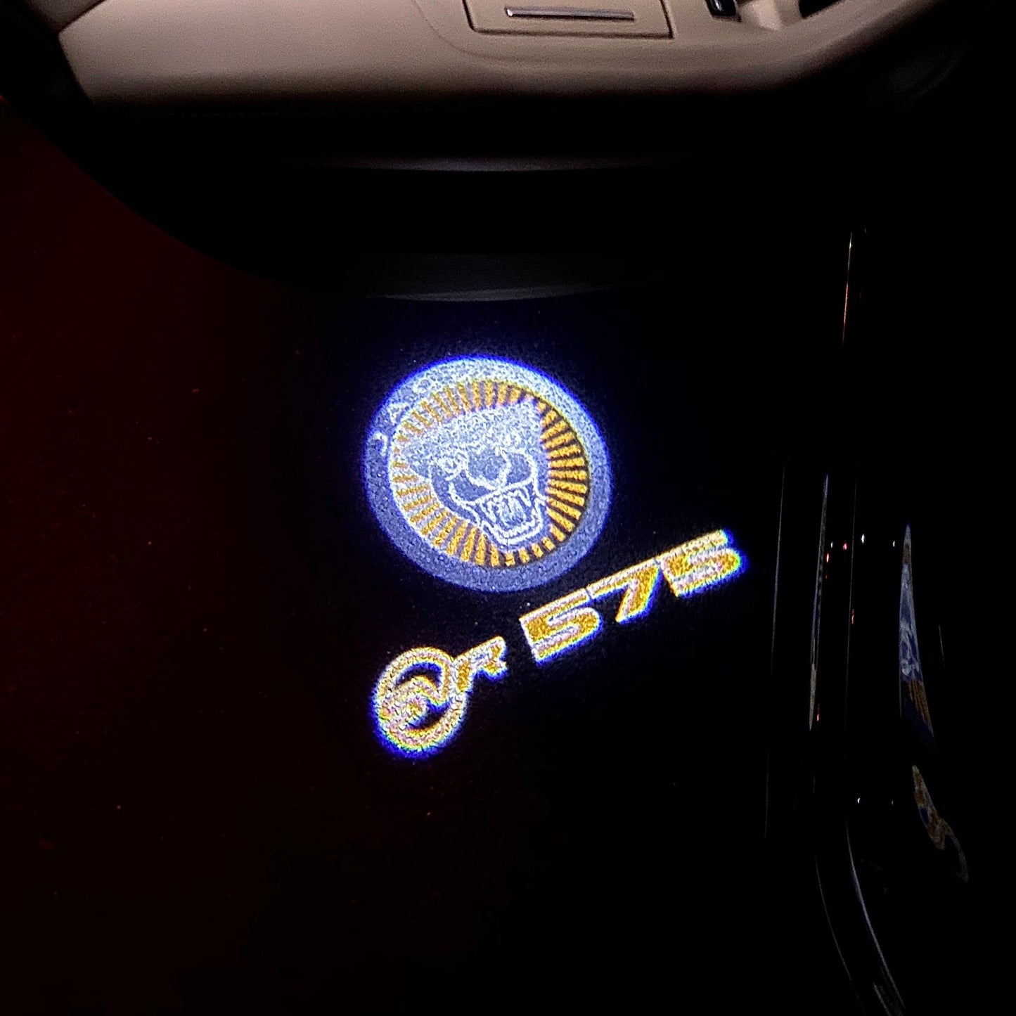 JAGUAR 575 LOGO PROJECROTR LIGHTS Nr.114 (quantity 1 = 1 sets/2 door lights)