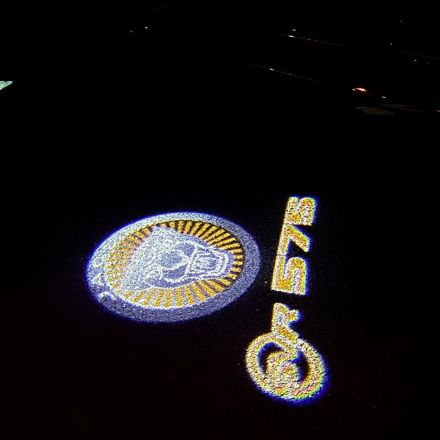 JAGUAR 575 LOGO PROJECROTR LIGHTS Nr.114 (quantity 1 = 1 sets/2 door lights)