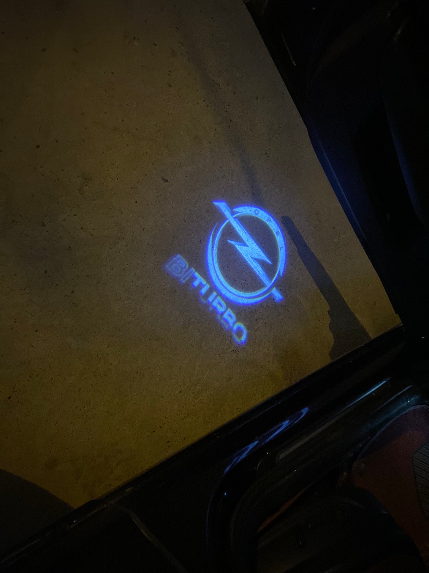 Opel Insignia Original LOGO PROJECROTR LIGHTS Nr.1413(quantity 1 = 1 sets/2 door lights)