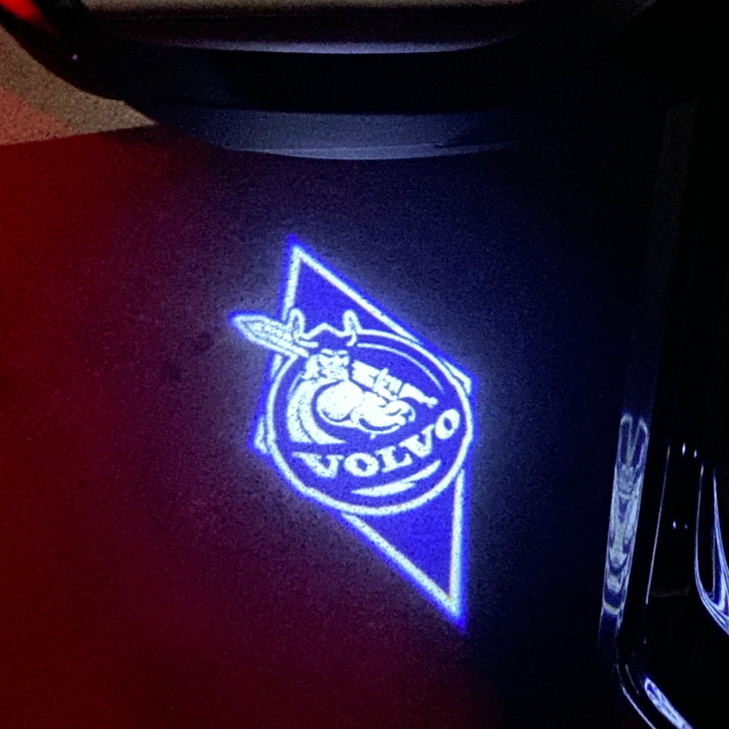 Volvo Original LOGO PROJECROTR LIGHTS Nr.137 (quantity 1 = 2 Logo Film / 2 door lights)