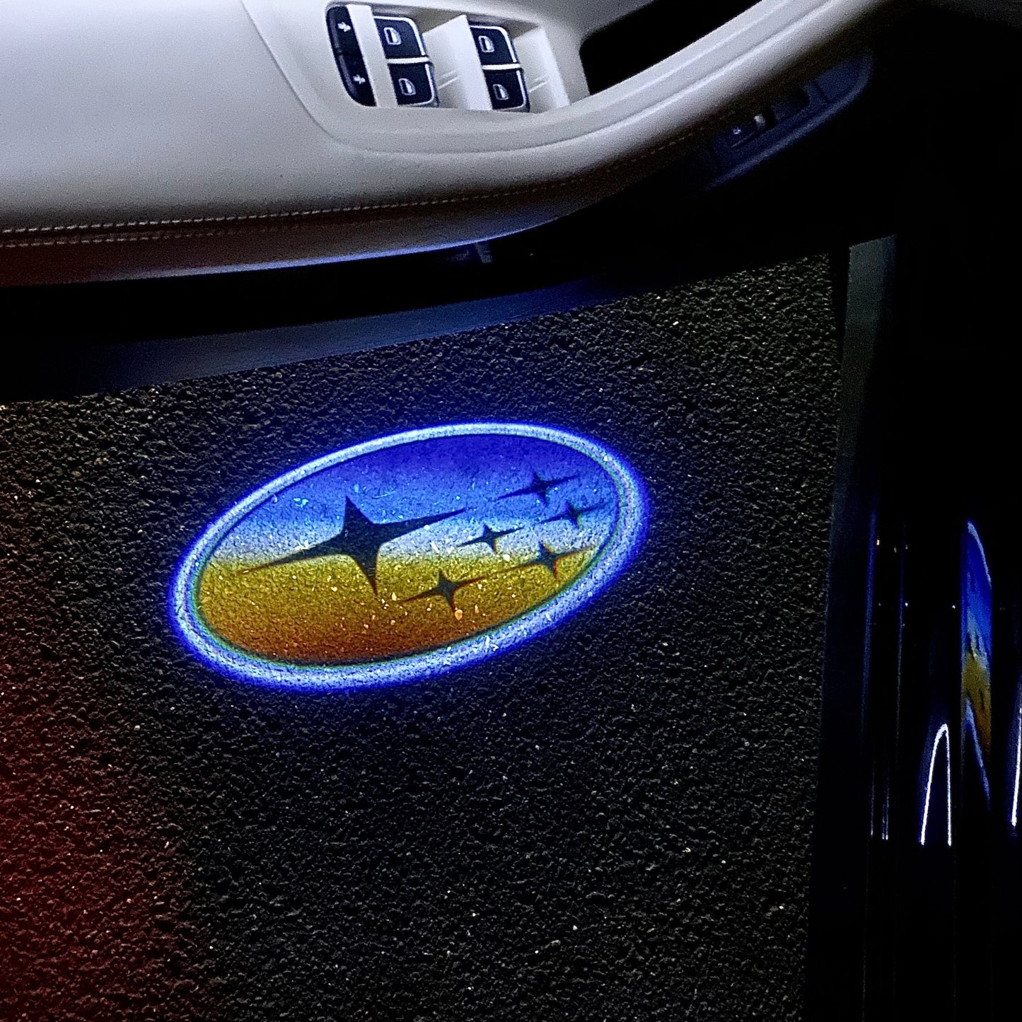SUBARU LOGO PROJECROTR LIGHTS (quantity 1 = 1 sets/2 door lights)Nr.03b1