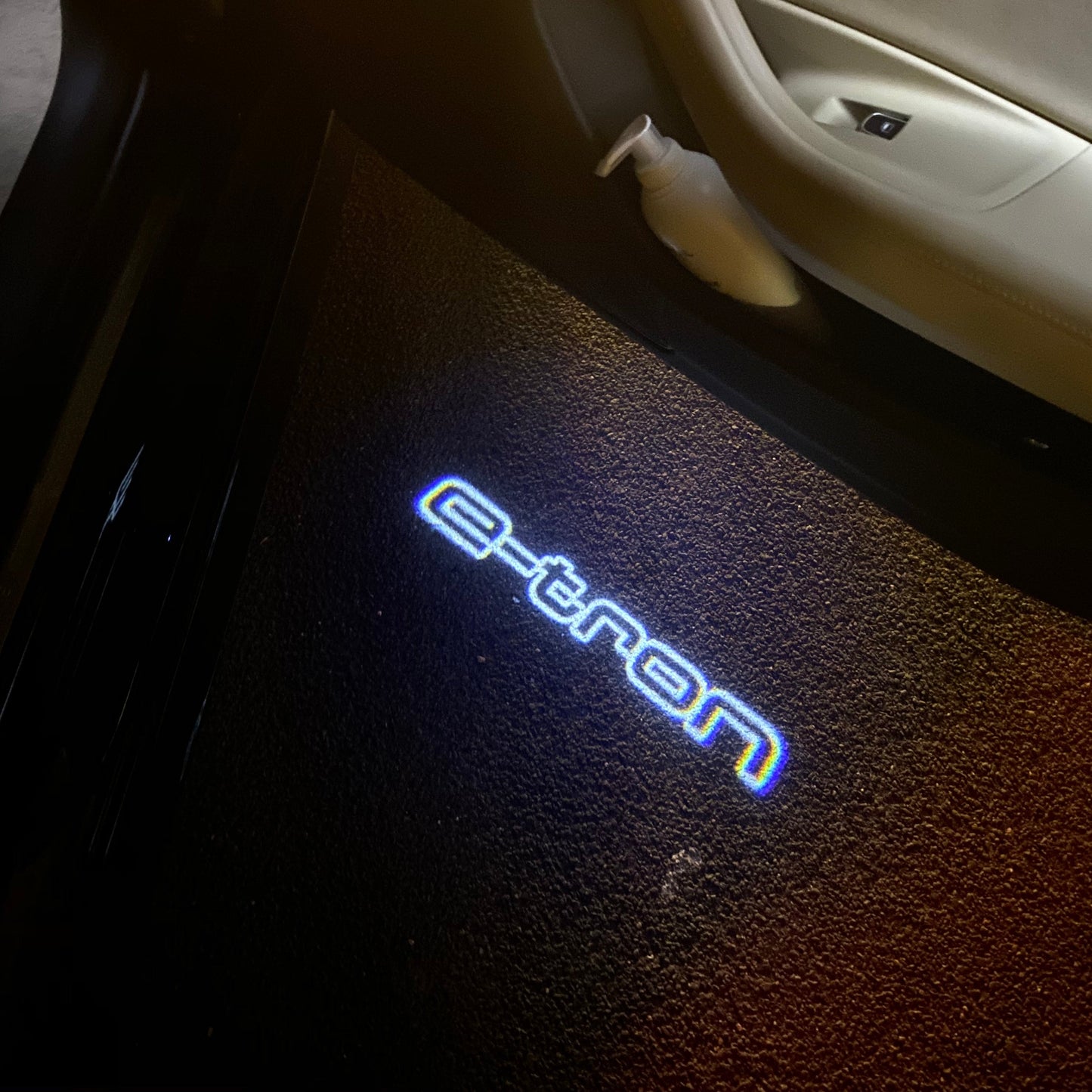 AUDI E-TRON LOGO PROJECTOT LIGHTS Nr.3706