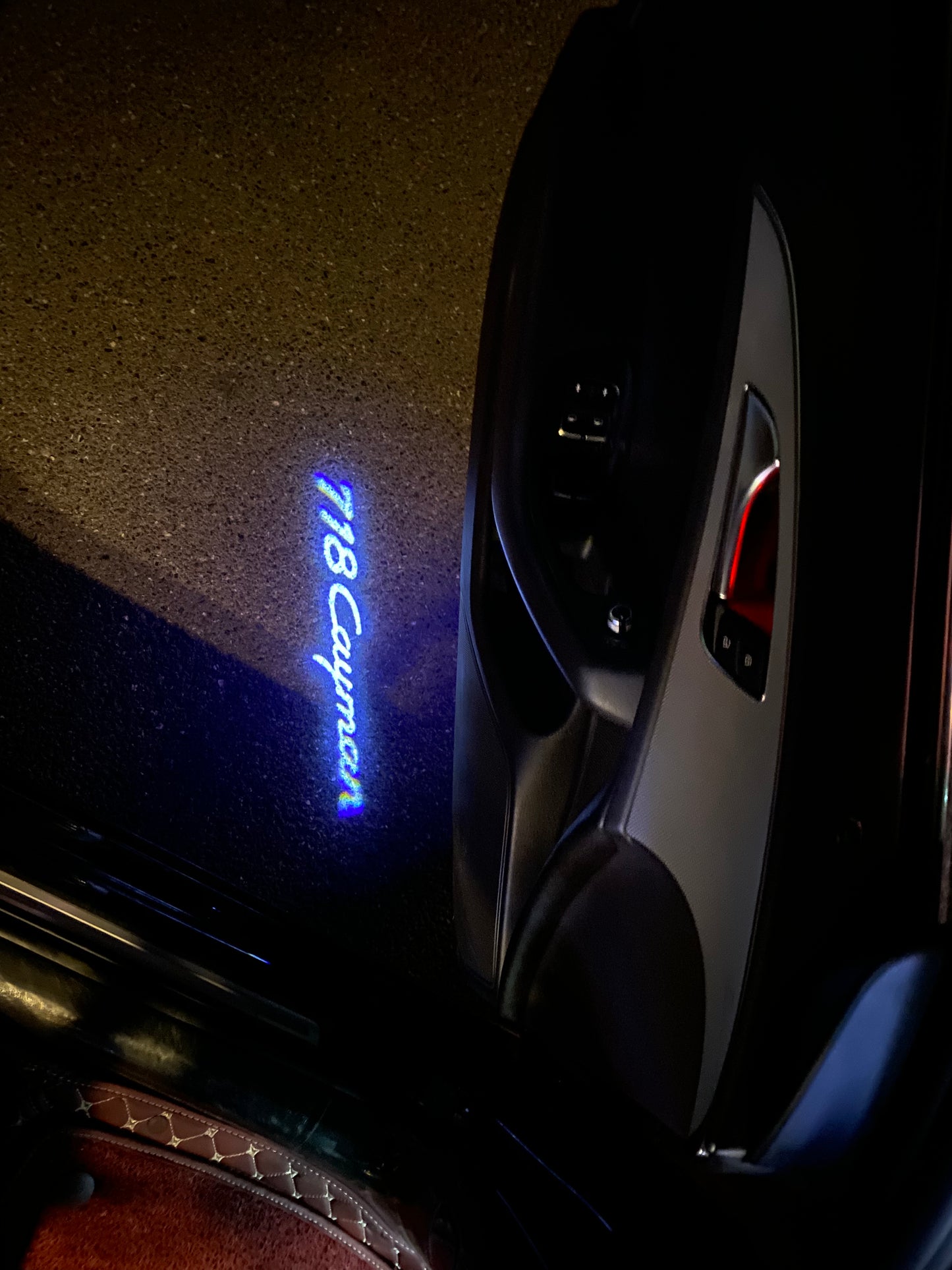 PORSCHE Cayman LOGO PROJECTOT LIGHTS Nr.8012 (quantity 1 = 2 Logo Film / 2 door lights)