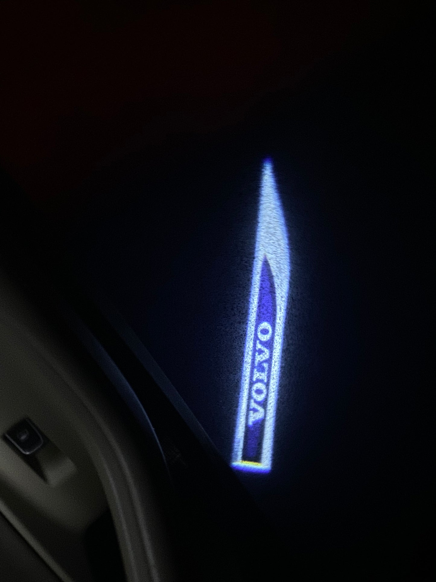 Volvo Original LOGO PROJECROTR LIGHTS Nr.139 (quantity 1 = 2 Logo Film / 2 door lights)