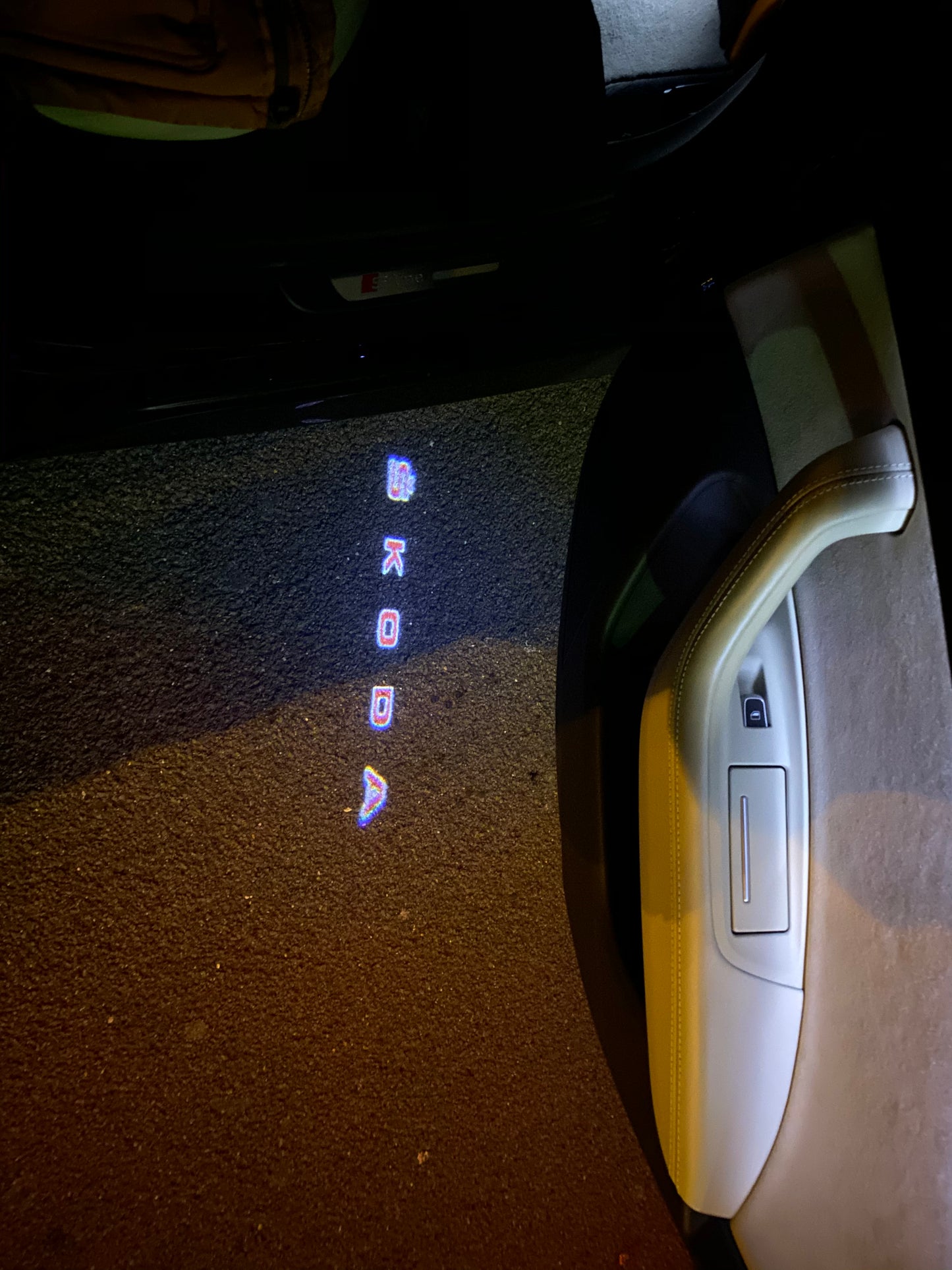 SKODA ORIGINAL LOGO PROJECTOT LIGHTS Nr.19 (quantity 1 = 2 Logo Films /2 door lights)
