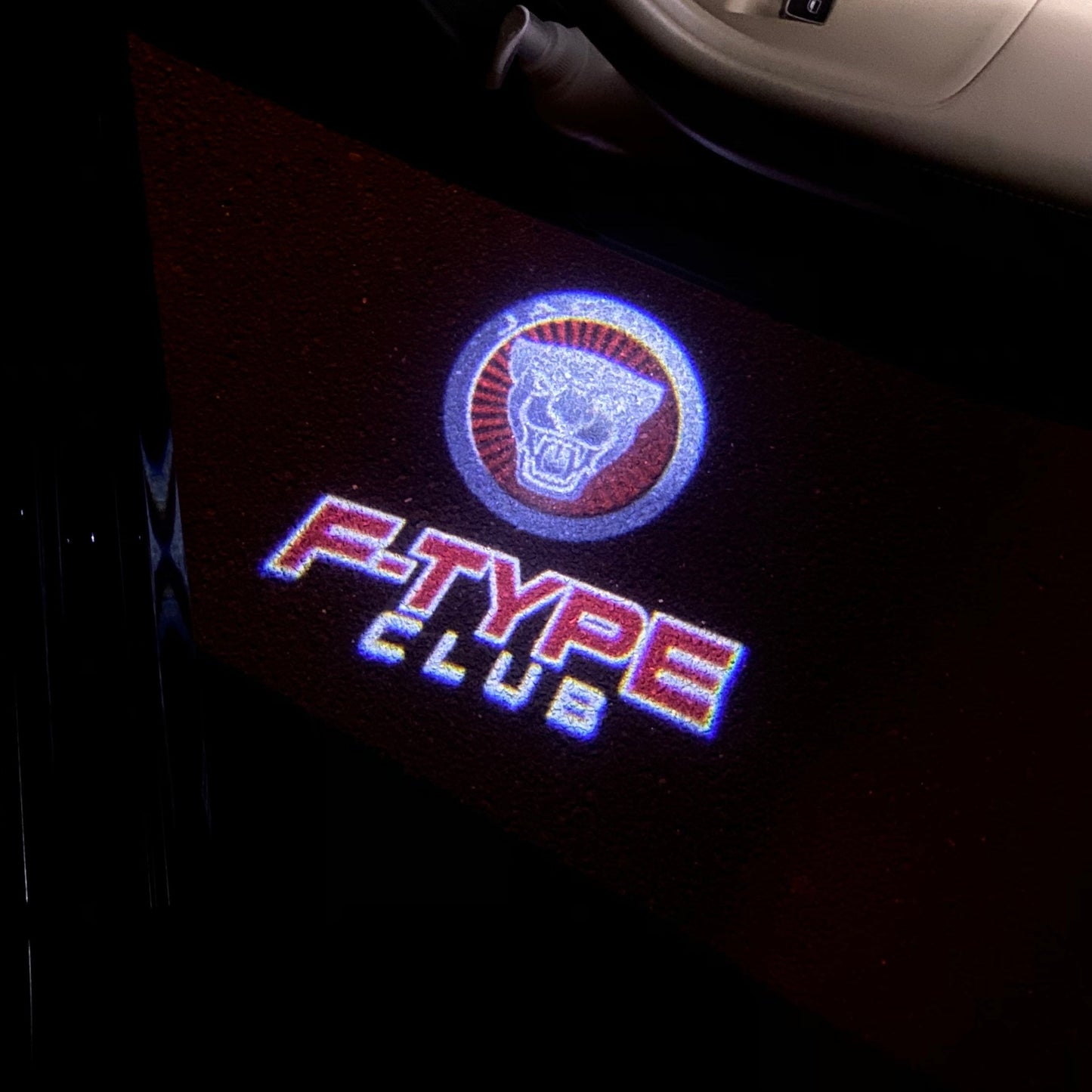 JAGUAR F TYPE LOGO PROJECROTR LIGHTS Nr.135 (quantity 1 = 1 sets/2 door lights)