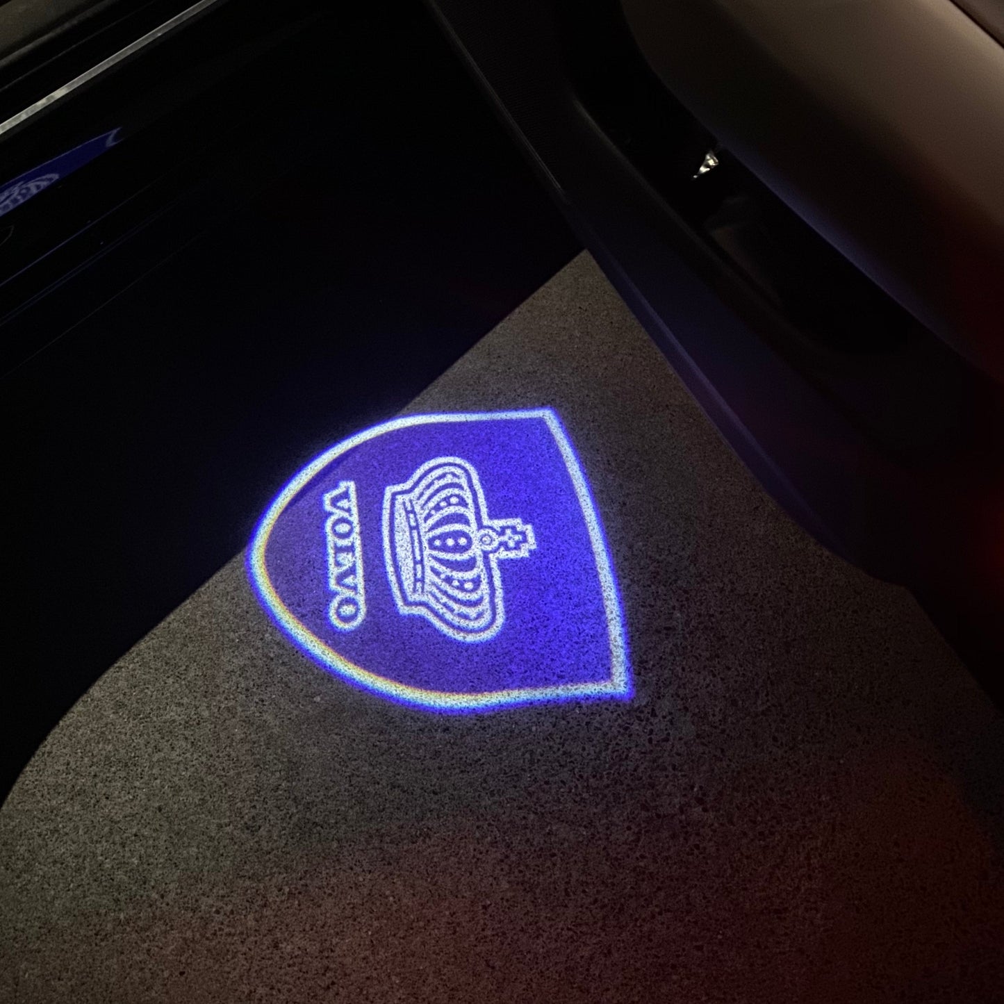 Volvo Original LOGO PROJECROTR LIGHTS Nr.86 (quantity 1 = 2 Logo Film / 2 door lights)