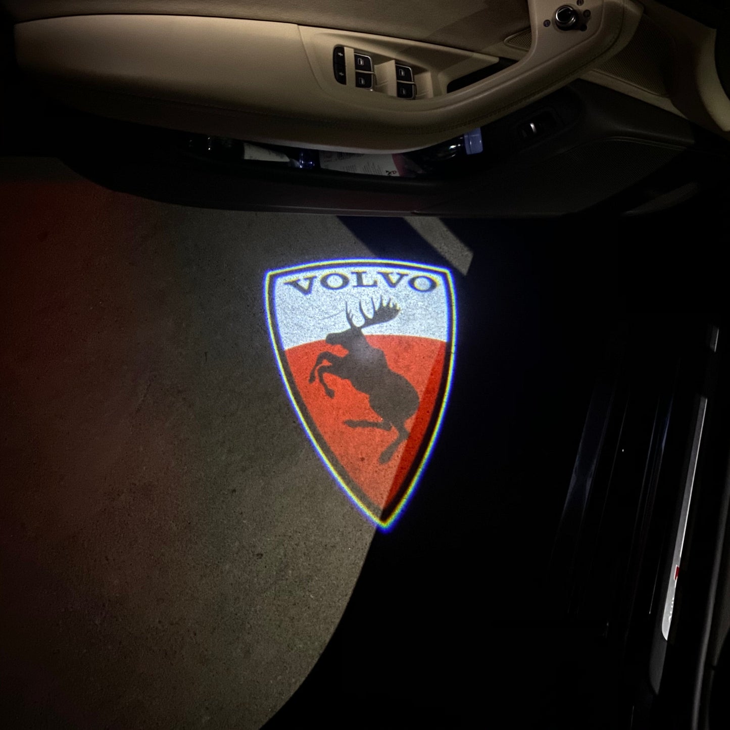 Volvo Milu deer LOGO PROJECROTR LIGHTS Nr.68 (quantity 1 = 2 Logo Film / 2 door lights)