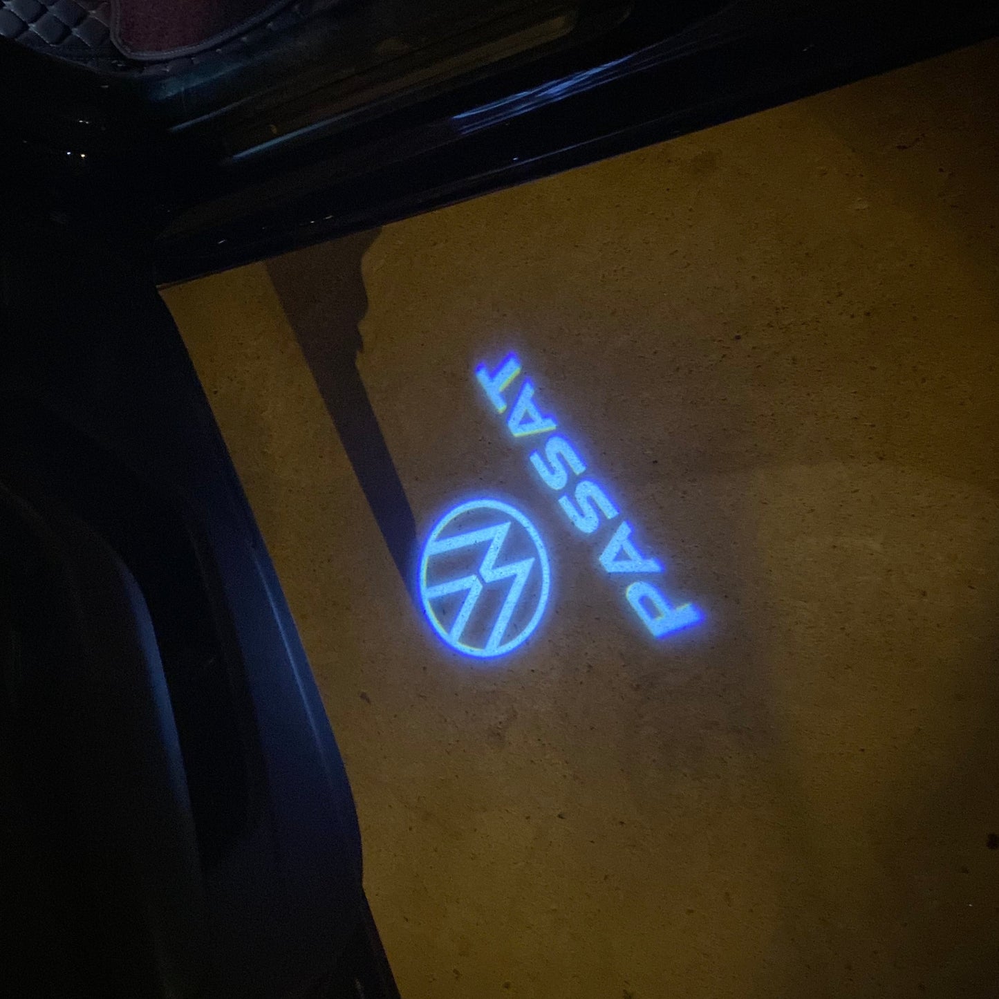 Volkswagen Door lights Passat Logo Nr. 2JK9 (quantity 1 = 2 Logo Films /2 door lights)