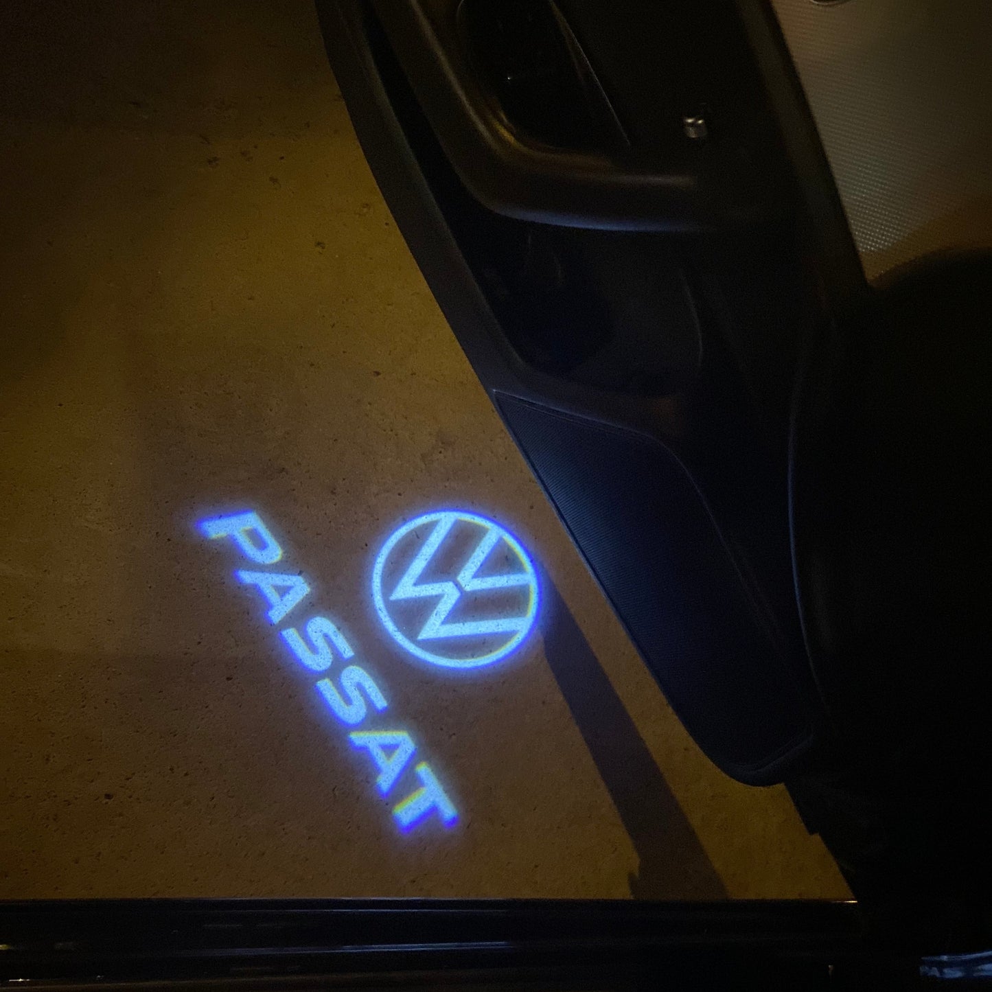 Volkswagen Door lights Passat Logo Nr. 2JK9 (quantity 1 = 2 Logo Films /2 door lights)