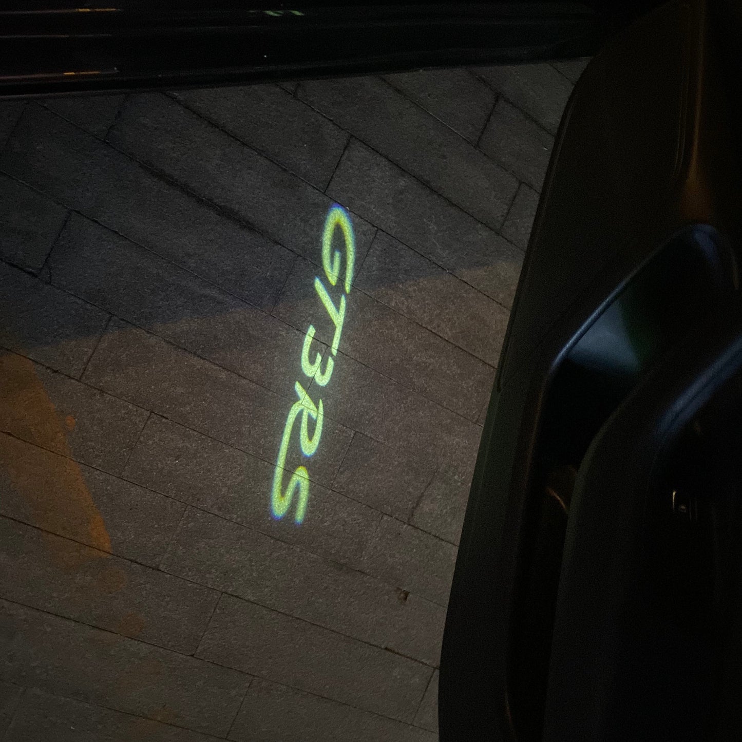 PORSCHE GT LOGO PROJECTOT LIGHTS Nr.8101 (quantity 1 = 2 Logo Film / 2 door lights)