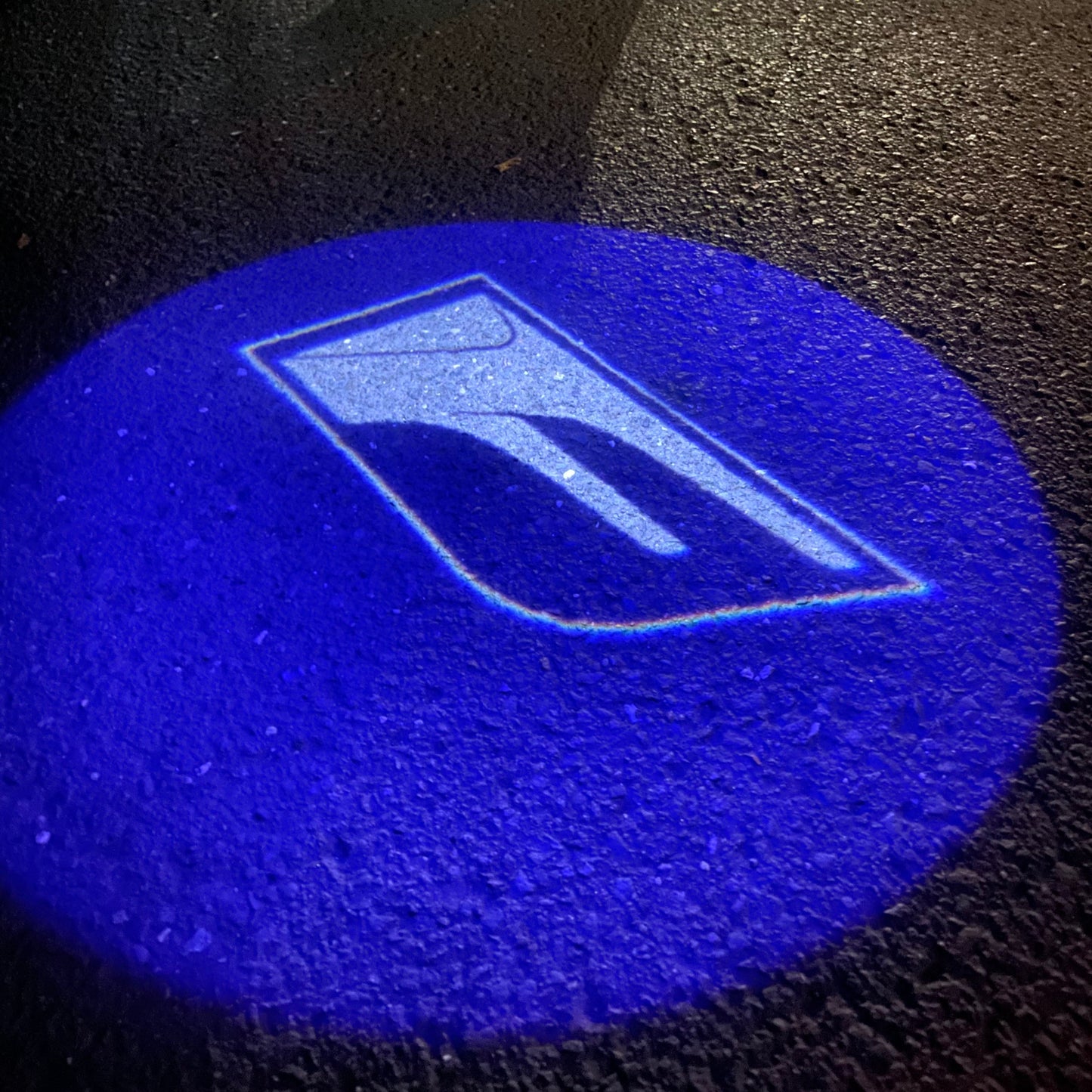 LEXUS RCF LOGO PROJECROTR LIGHTS Nr.03(quantity 1 = 1 sets/2 door lights)