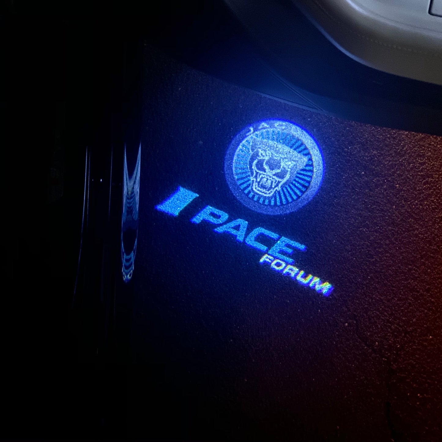 JAGUAR I PACE LOGO PROJECROTR LIGHTS Nr.120 (quantity 1 = 1 sets/2 door lights)