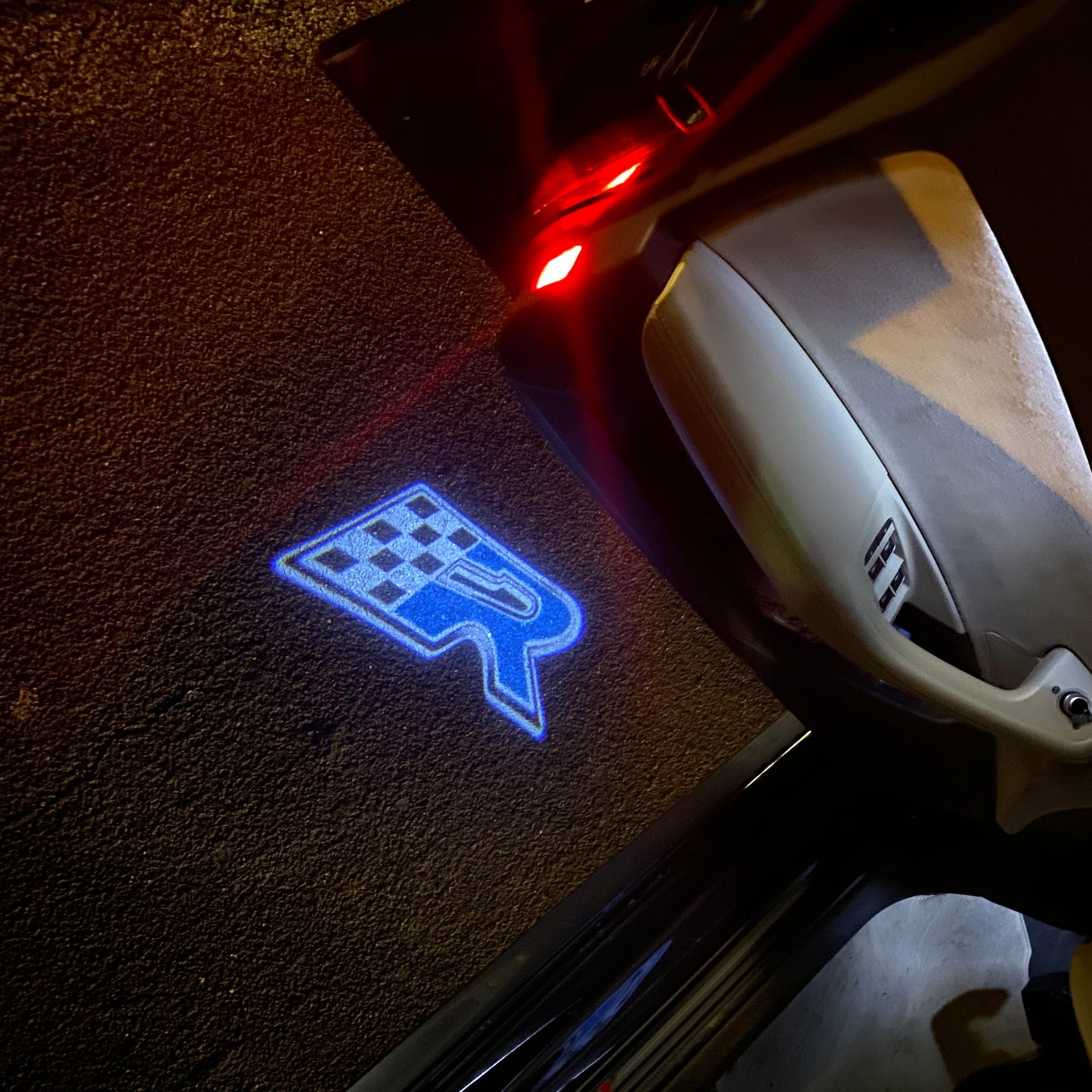 Volkswagen Door lights R Logo Nr. 163 ( quantity 1 = 2 logo film / 2 door lights)