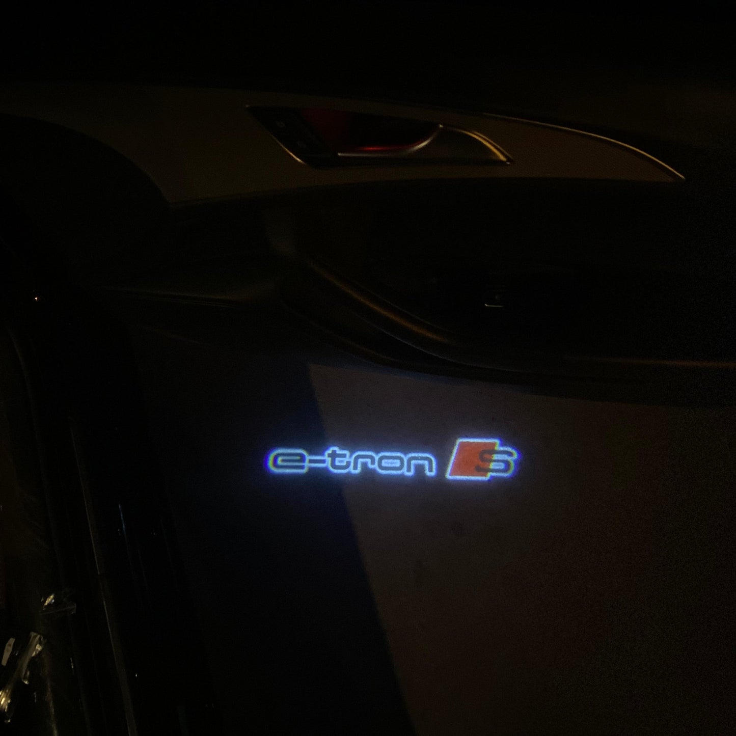 AUDI E-TRON LOGO PROJECTOT LIGHTS Nr.3720