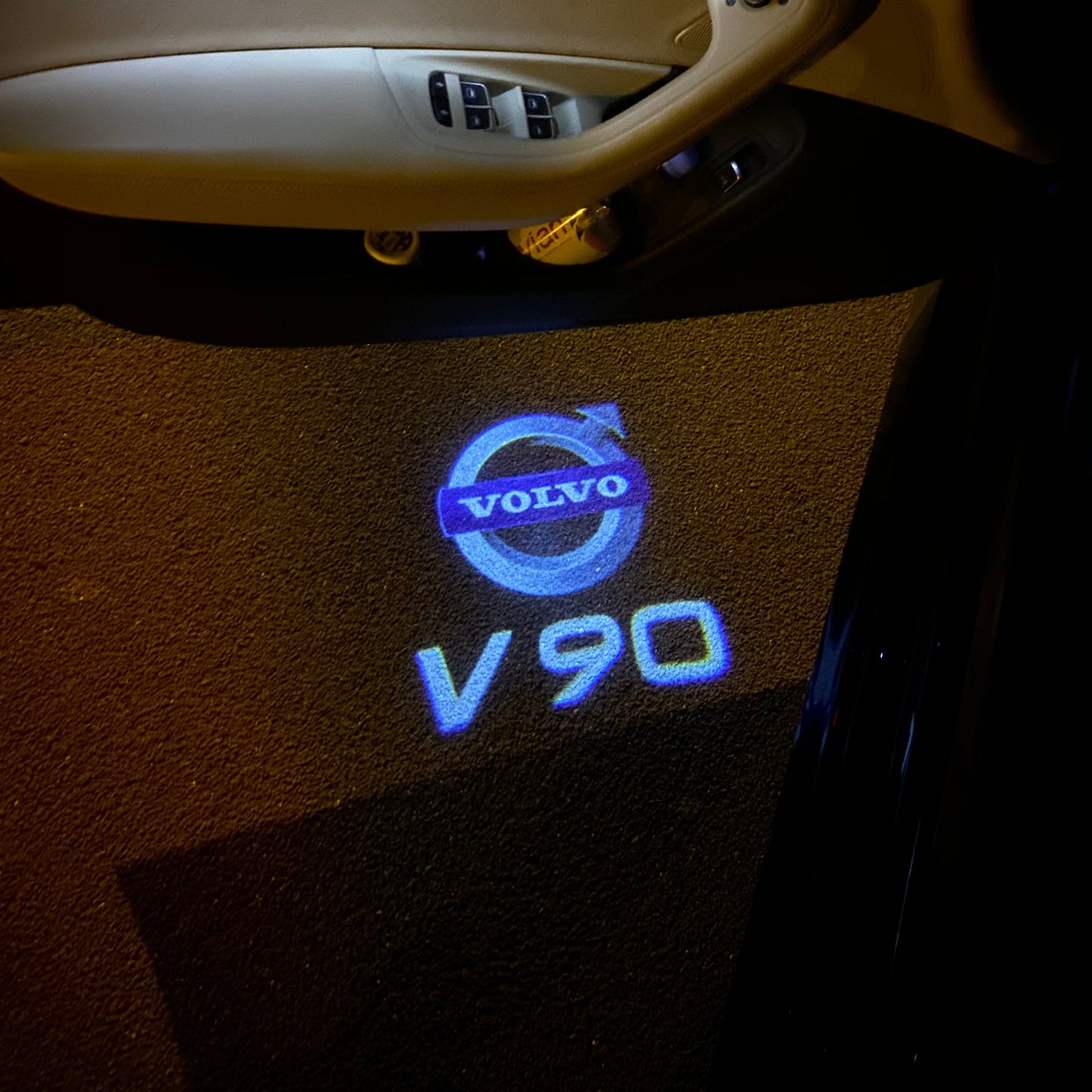 Volvo V 90 LOGO PROJECROTR LIGHTS Nr.47 (quantity 1 = 2 Logo Film / 2 door lights)