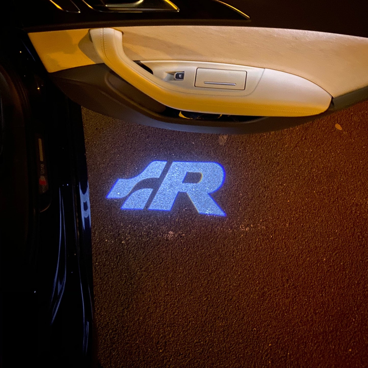Volkswagen Door lights R Logo Nr. 156 ( quantity 1 = 2 logo film / 2 door lights)