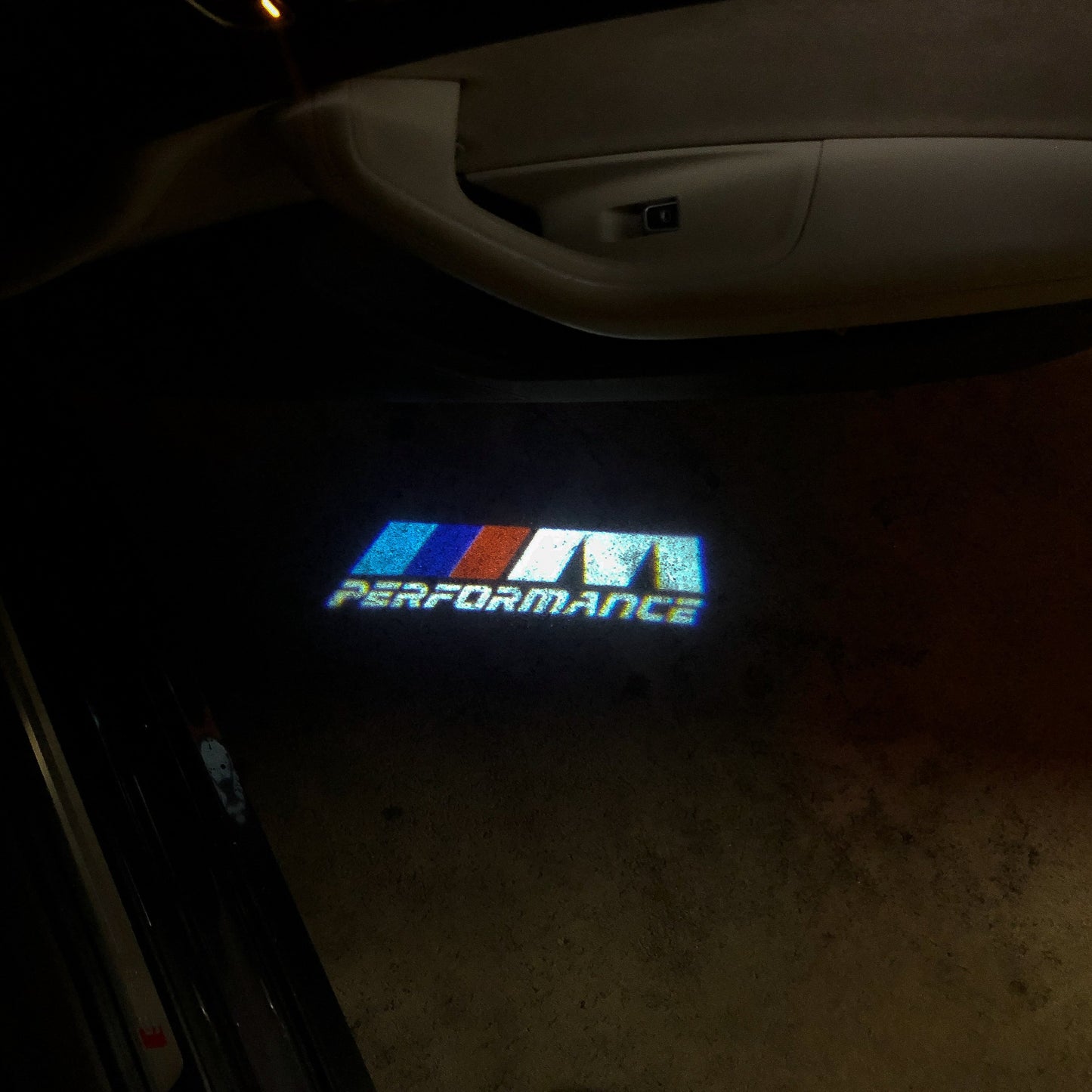 BMW M PERFORMACE LOGO PROJECTOT LIGHTS Nr.10 (quantity 1 = 1 sets/2 door lights)
