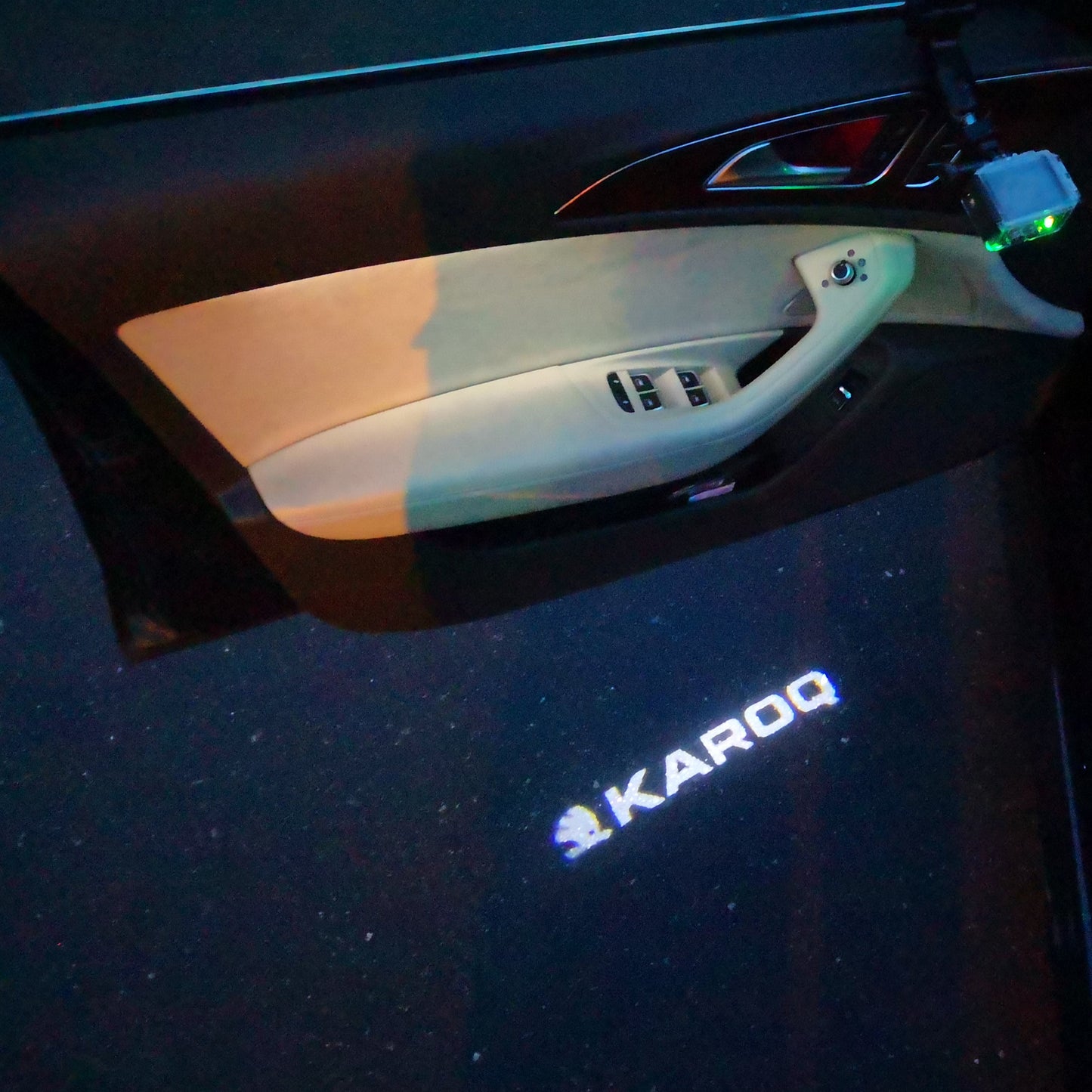 SKODA KAROQ LOGO LIGHTS Nr.114 (quantity 1 = 2 Logo Film / 2 door lights)