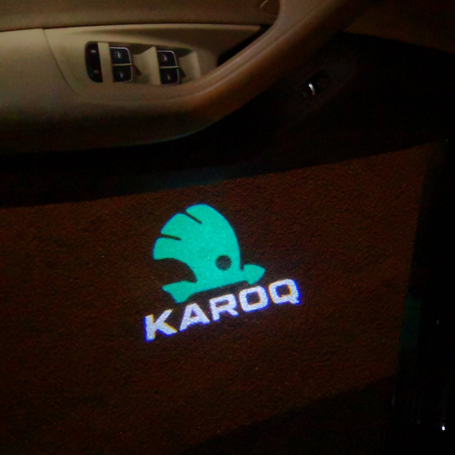 SKODA KAROQ LOGO PROJECTOT LIGHTS Nr.79 (quantity 1 = 2 Logo Film / 2 door lights)