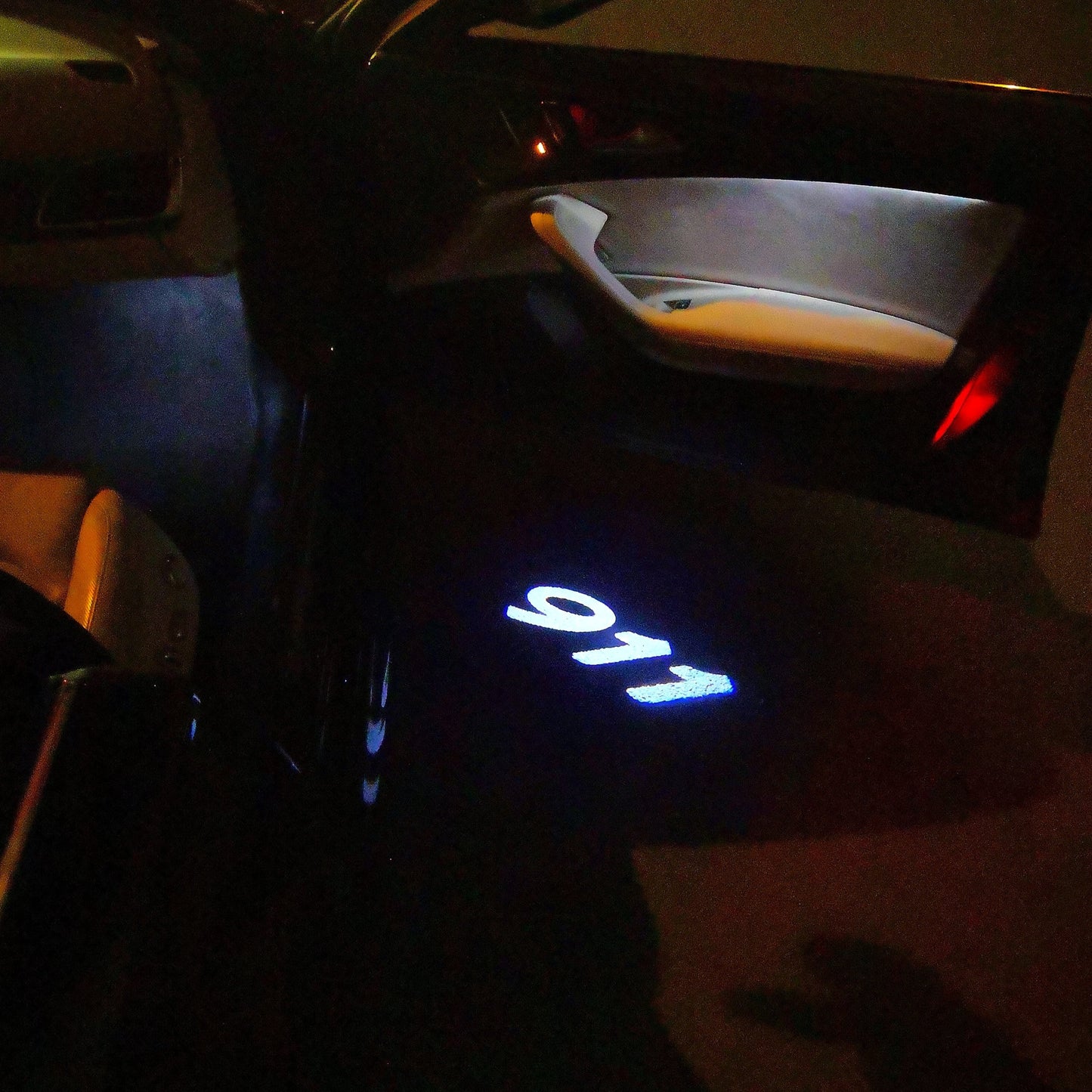 PORSCHE 911 LOGO PROJECTOT LIGHTS Nr.26 (quantity 1 = 2 Logo Film / 2 door lights)