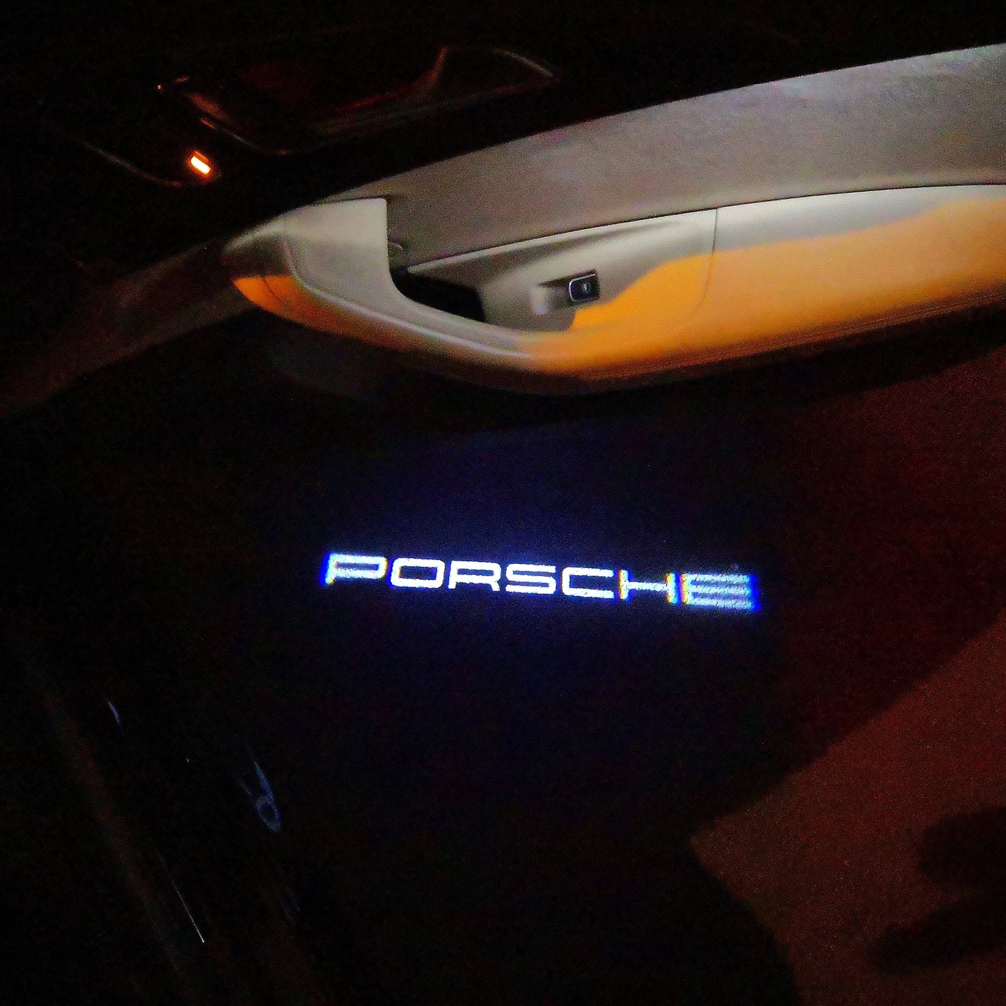 PORSCHE Original LOGO PROJECTOT LIGHTS Nr.02 (quantity 1 = 2 Logo Film / 2 door lights)