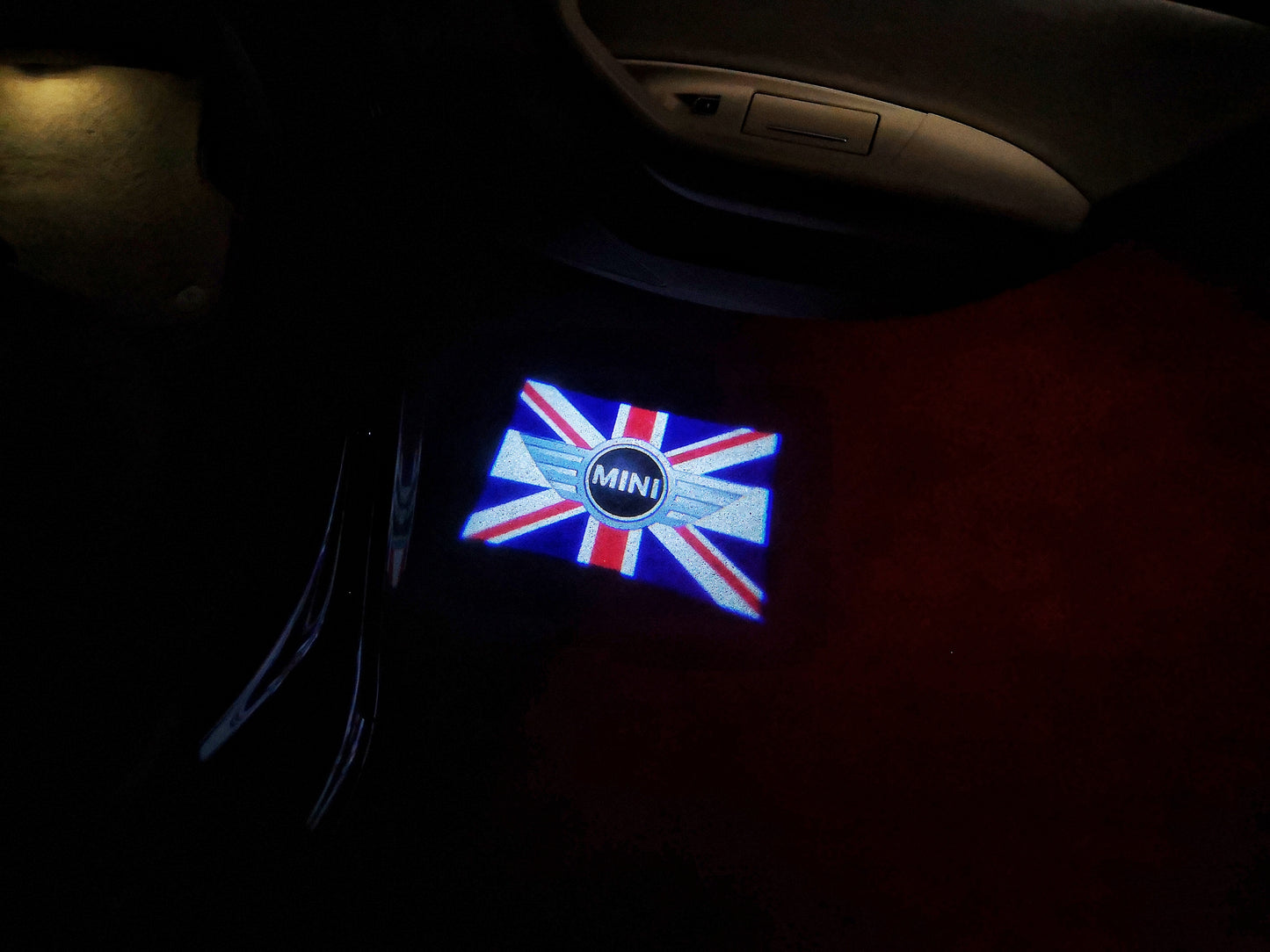 MINI BRITISH NATIONAL FLAG WITH MINI LOGO PROJECROTR LIGHTS Nr.09 (quantity 1 = 2 Logo Film / 2 door lights)