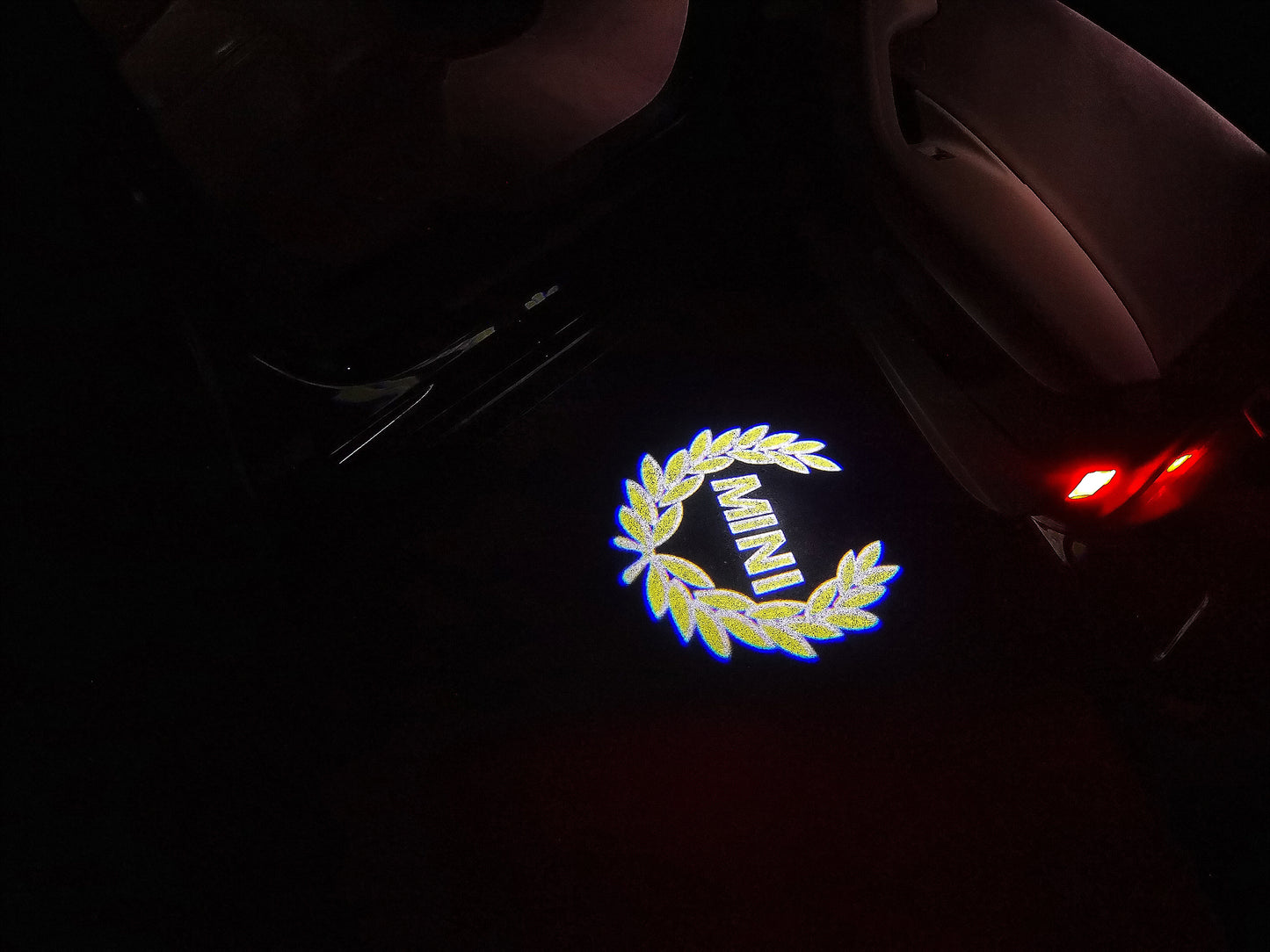 MINI ORIGINAL LOGO PROJECROTR LIGHTS Nr.88 (quantity 1 = 2 Logo Film / 2 door lights)