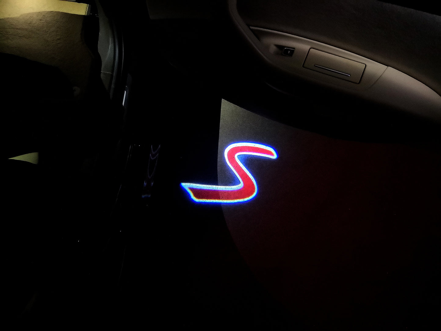 MINI S LOGO PROJECROTR LIGHTS Nr.67 (quantity 1 = 2 Logo Film / 2 door lights)