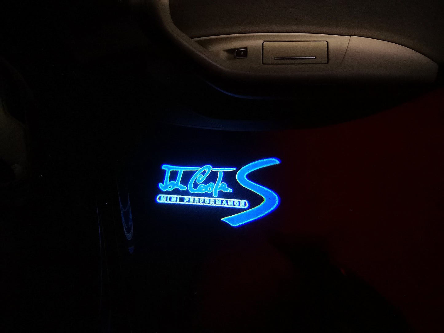 MINI JOHN COOPER S LOGO PROJECROTR LIGHTS Nr.106 (quantity 1 = 2 Logo Film / 2 door lights)