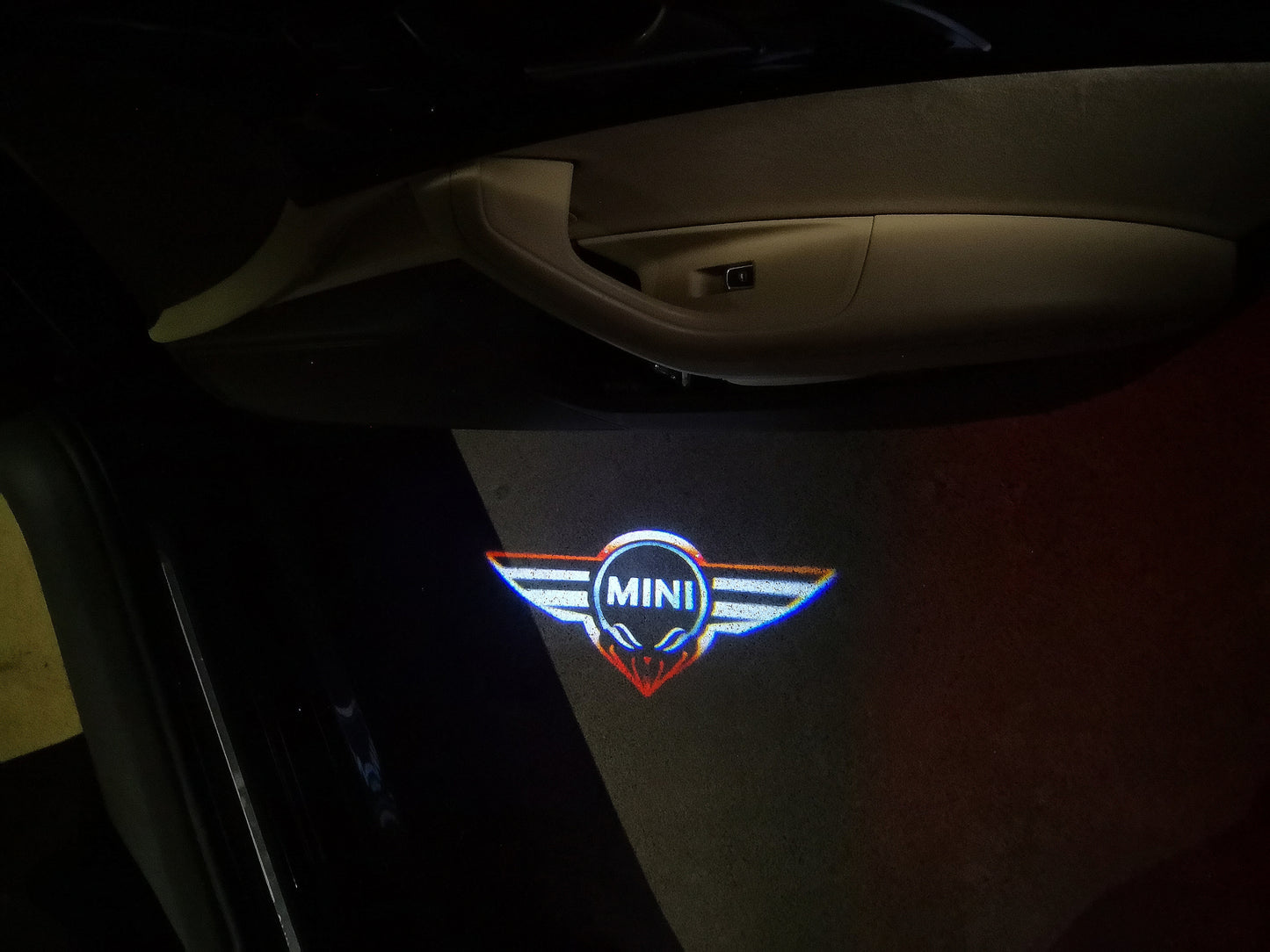 MINI ORIGINAL LOGO PROJECROTR LIGHTS Nr.17 (quantity 1 = 2 Logo Film / 2 door lights)