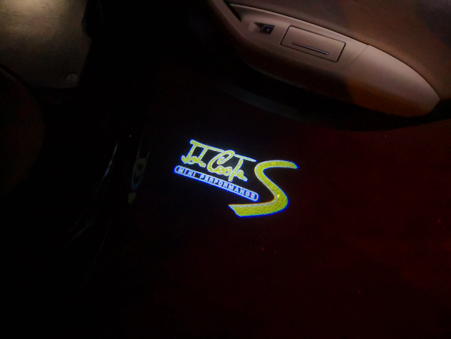 MINI JOHN COOPER S LOGO PROJECROTR LIGHTS Nr.103 (quantity 1 = 2 Logo Film / 2 door lights)