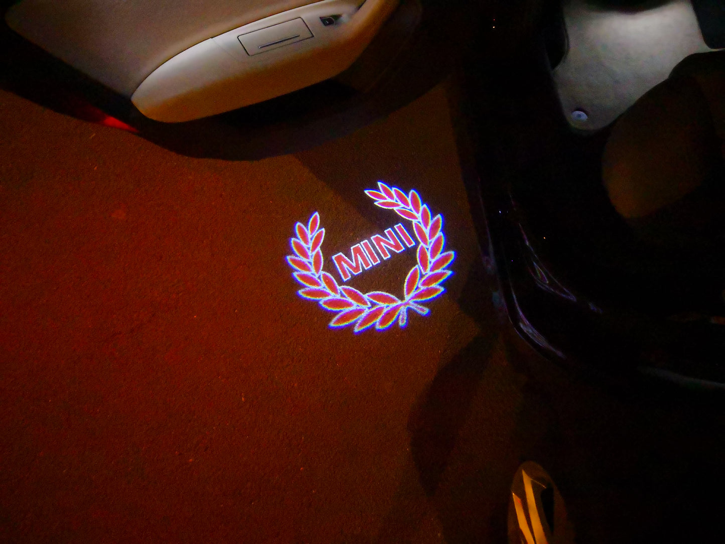 MINI ORIGINAL LOGO PROJECROTR LIGHTS Nr.93 (quantity 1 = 2 Logo Film / 2 door lights)