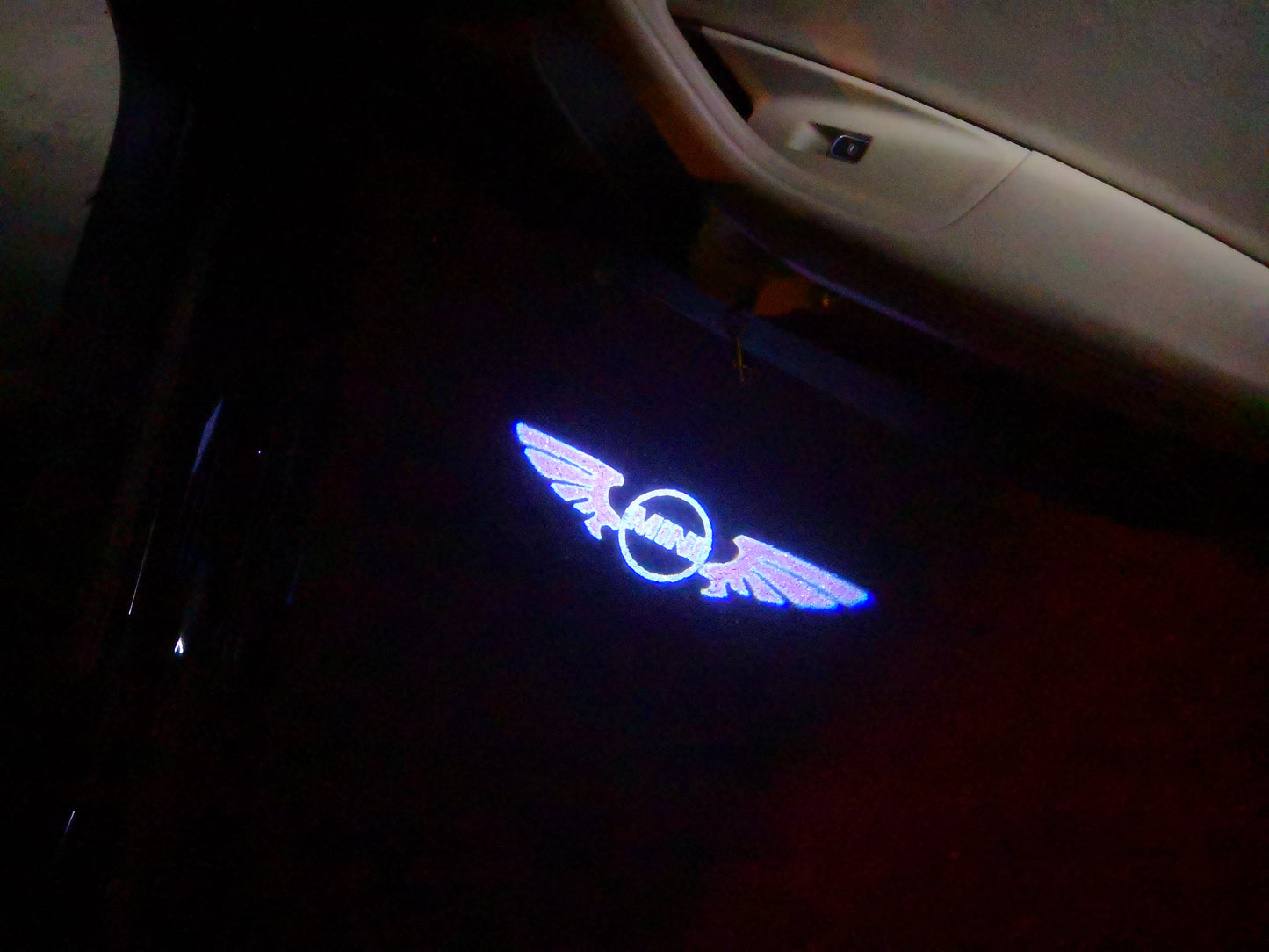 MINI ORIGINAL LOGO PROJECROTR LIGHTS Nr.47 (quantity 1 = 2 Logo Film / 2 door lights)