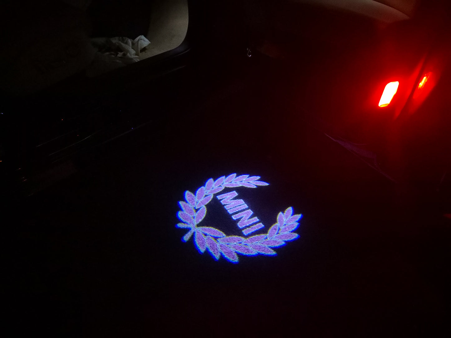 MINI ORIGINAL LOGO PROJECROTR LIGHTS Nr.92 (quantity 1 = 2 Logo Film / 2 door lights)