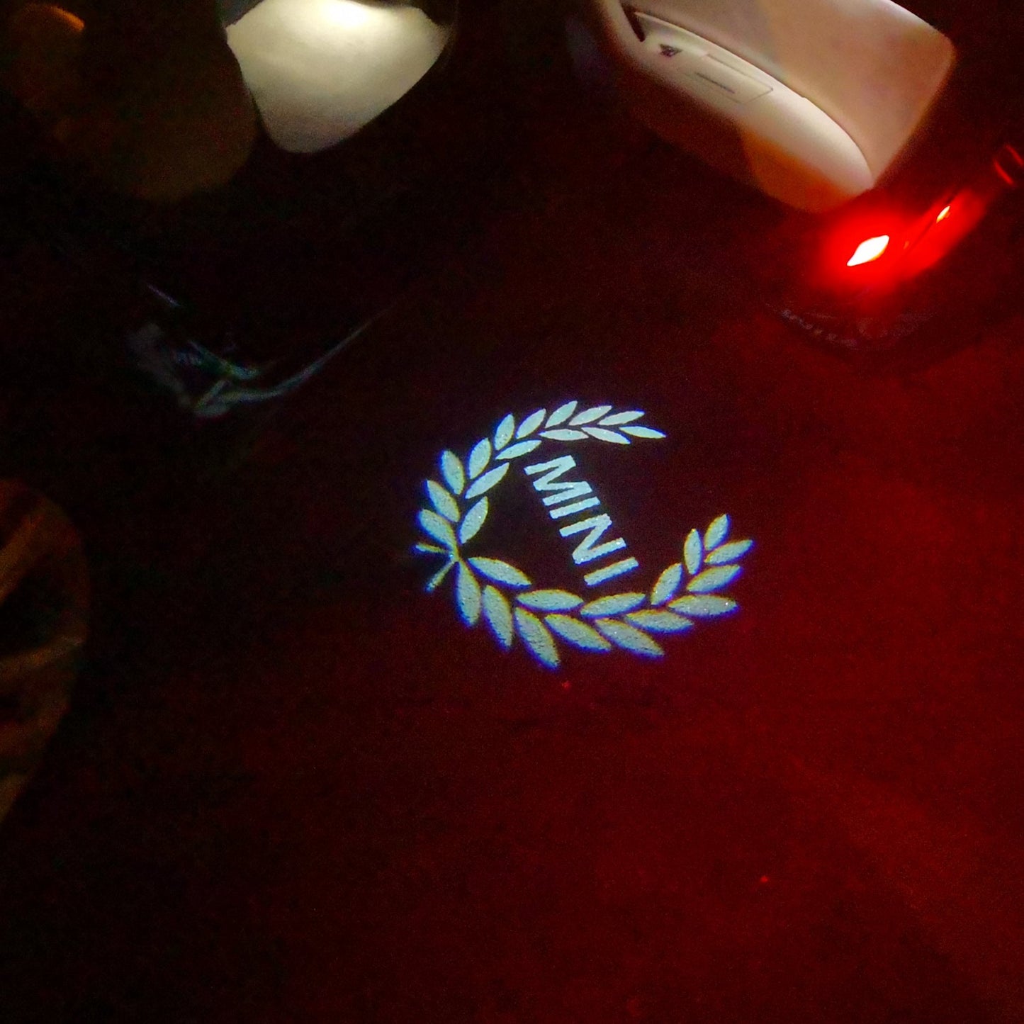 MINI ORIGINAL LOGO PROJECROTR LIGHTS Nr.89 (quantity 1 = 2 Logo Film / 2 door lights)